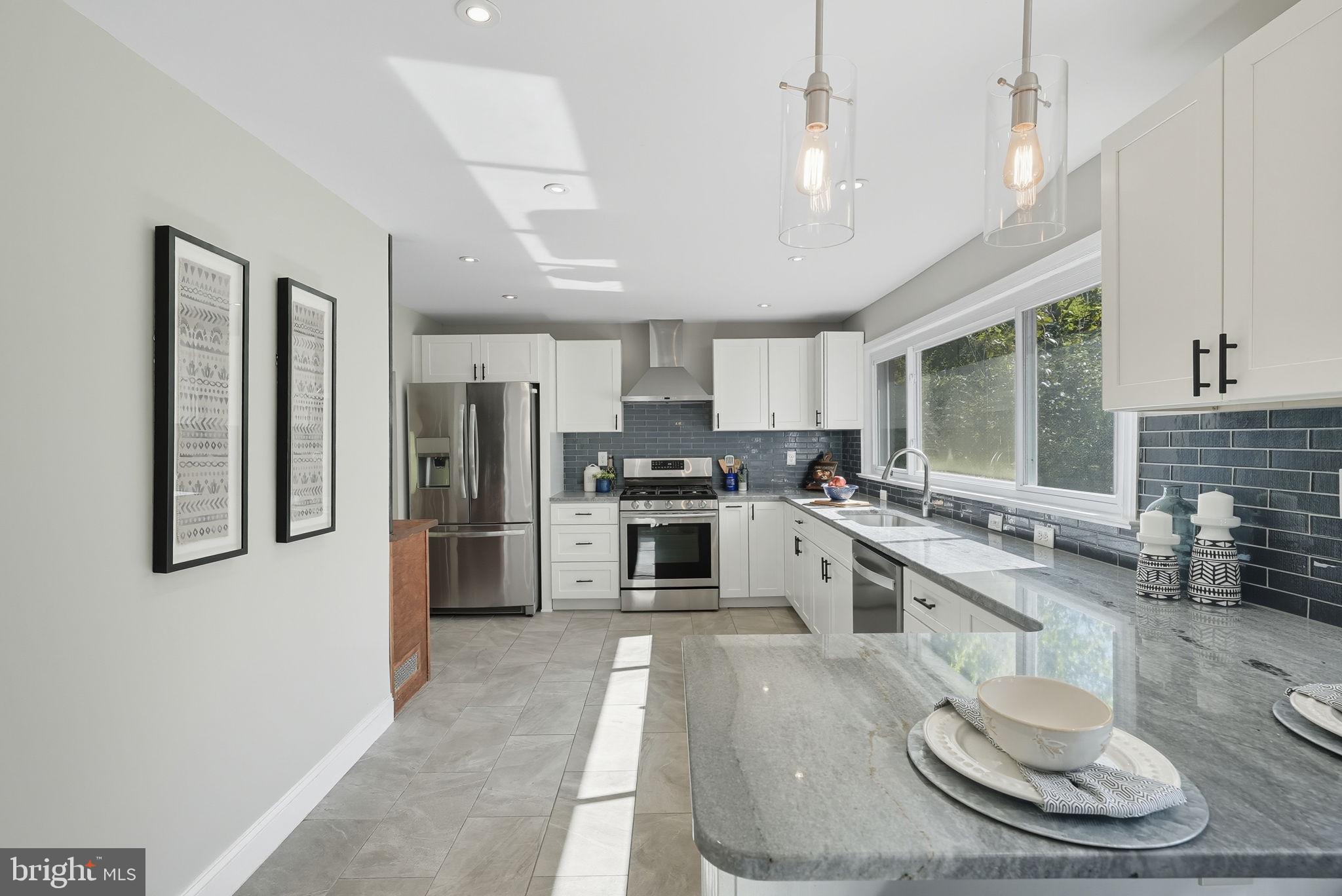 KEYS AND RUSSELL - Residential