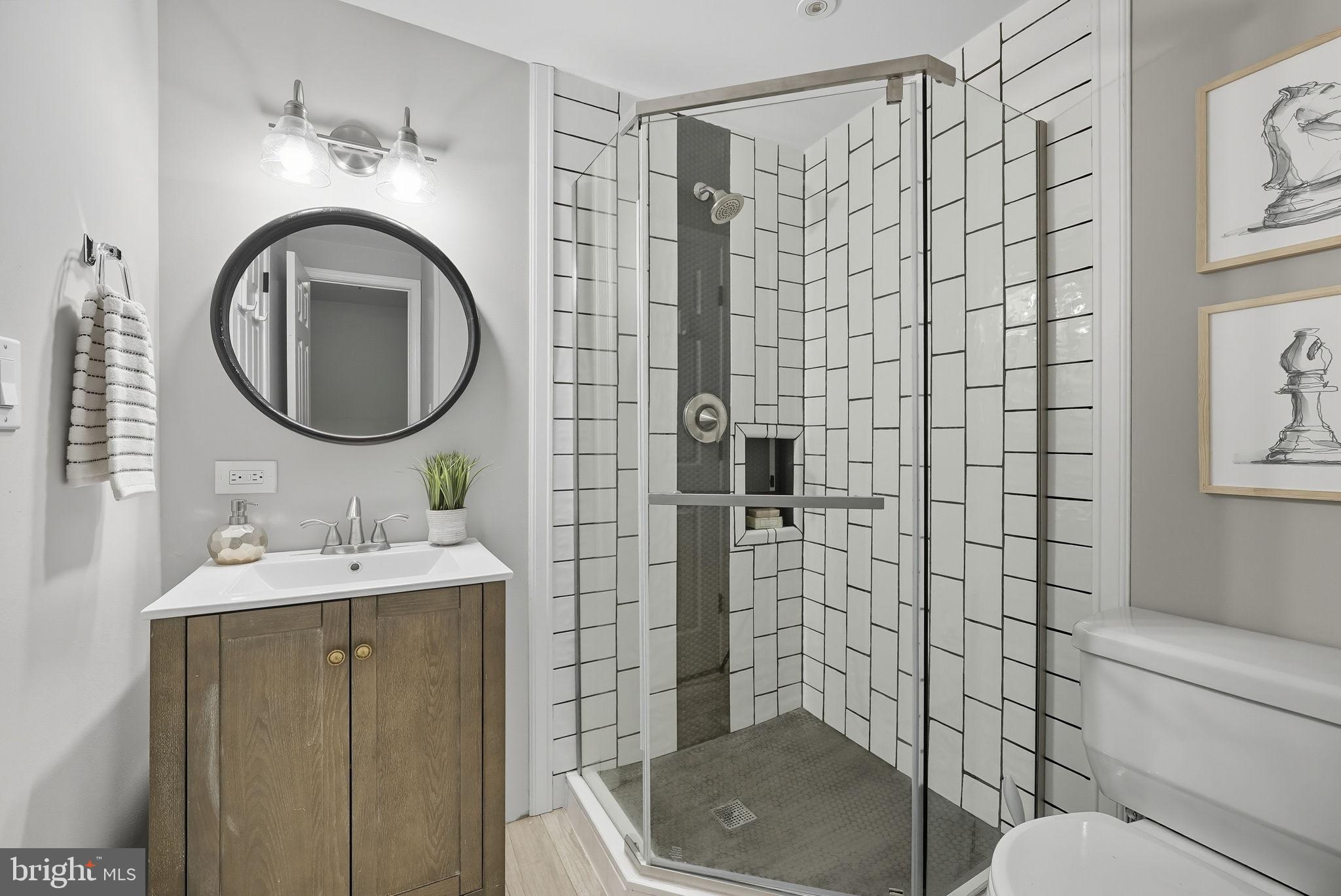 KEYS AND RUSSELL - Residential