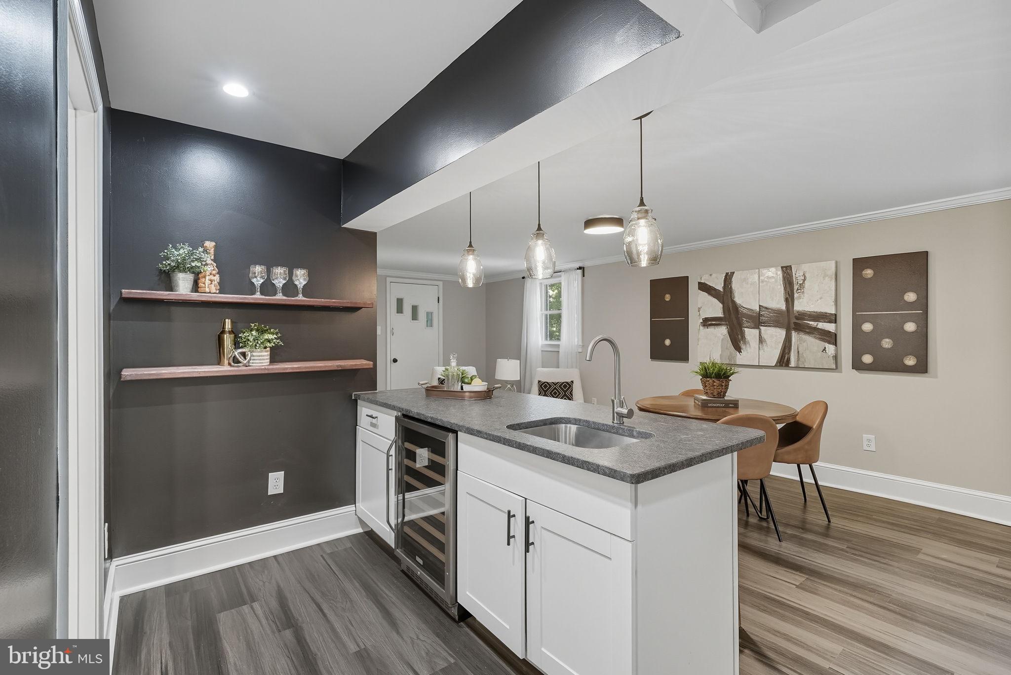 KEYS AND RUSSELL - Residential