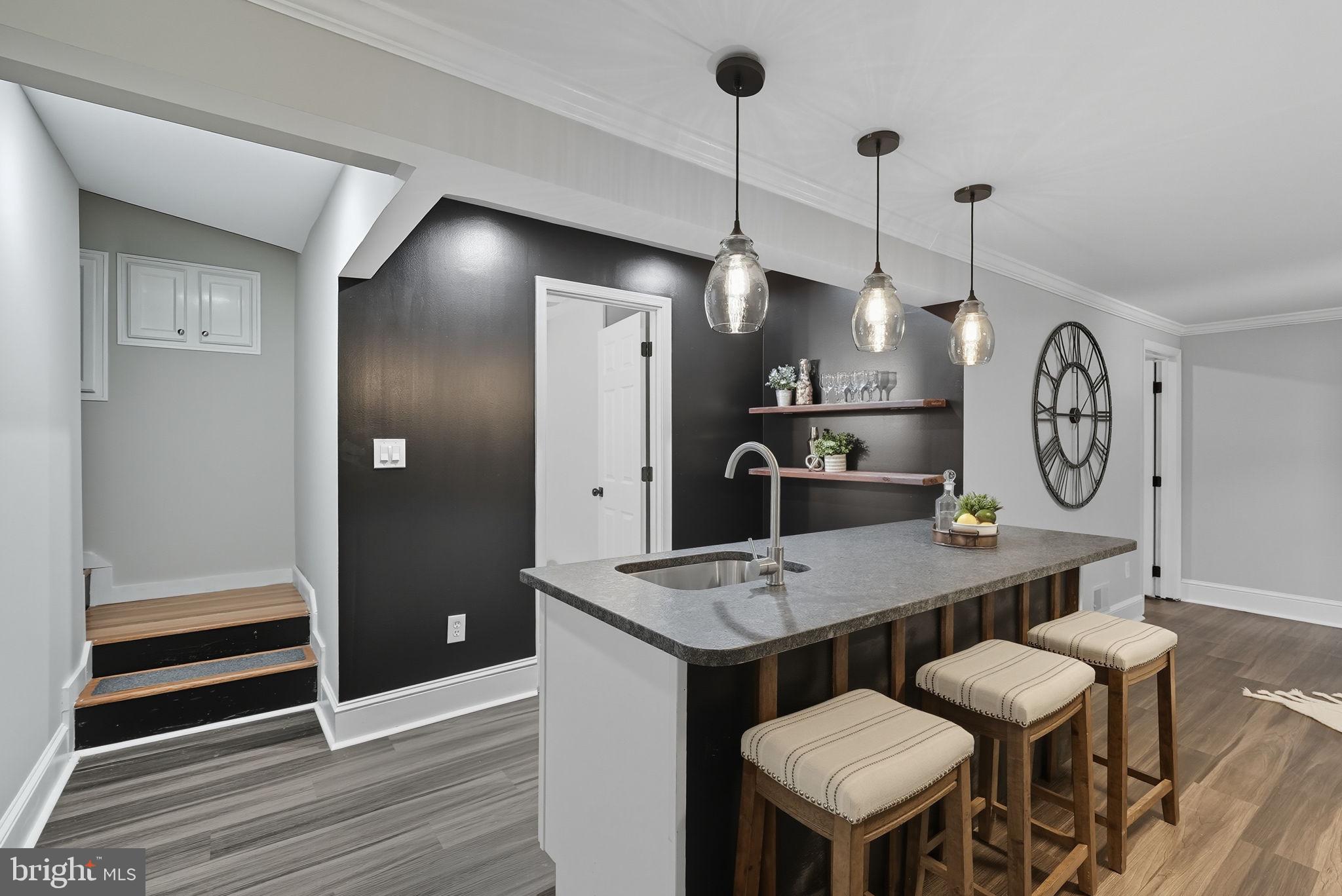 KEYS AND RUSSELL - Residential