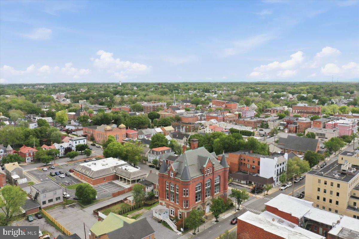 MARTINSBURG CITY - Commercial Sale