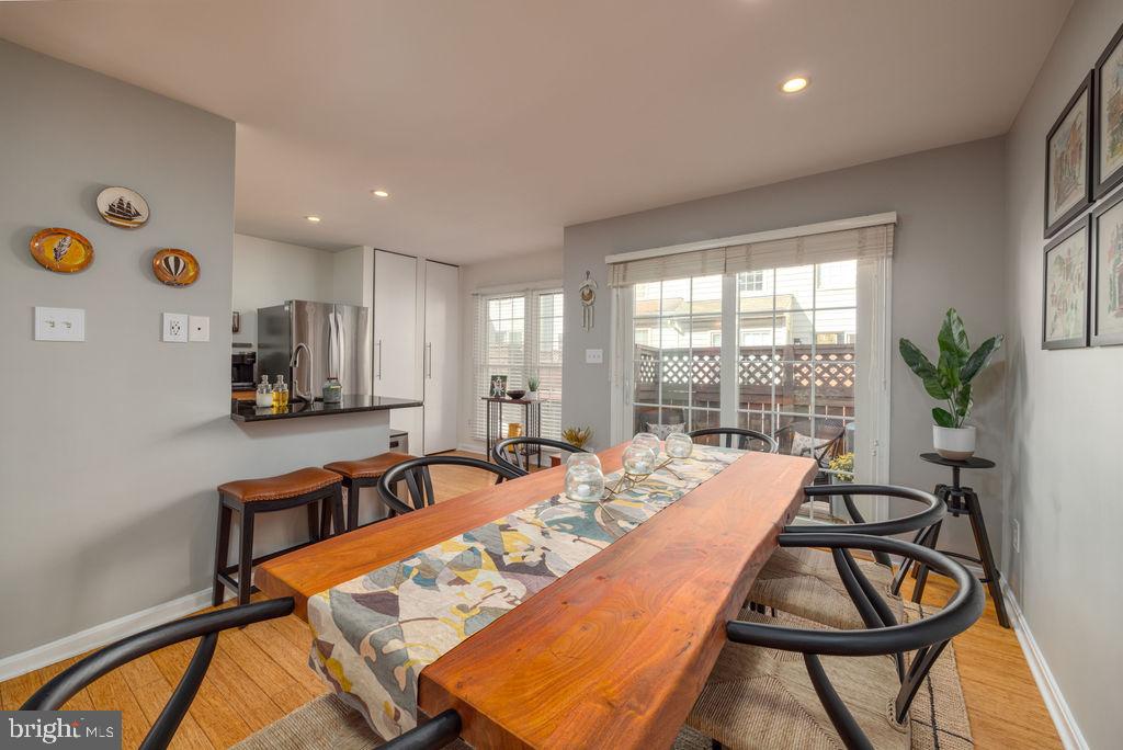 STONEGATE - Residential