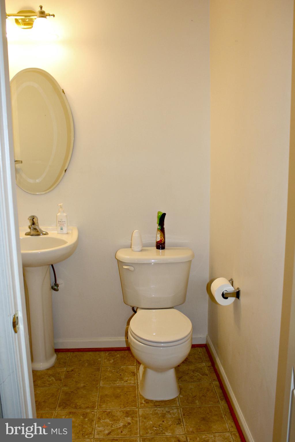 LAKELAND PLACE - Residential