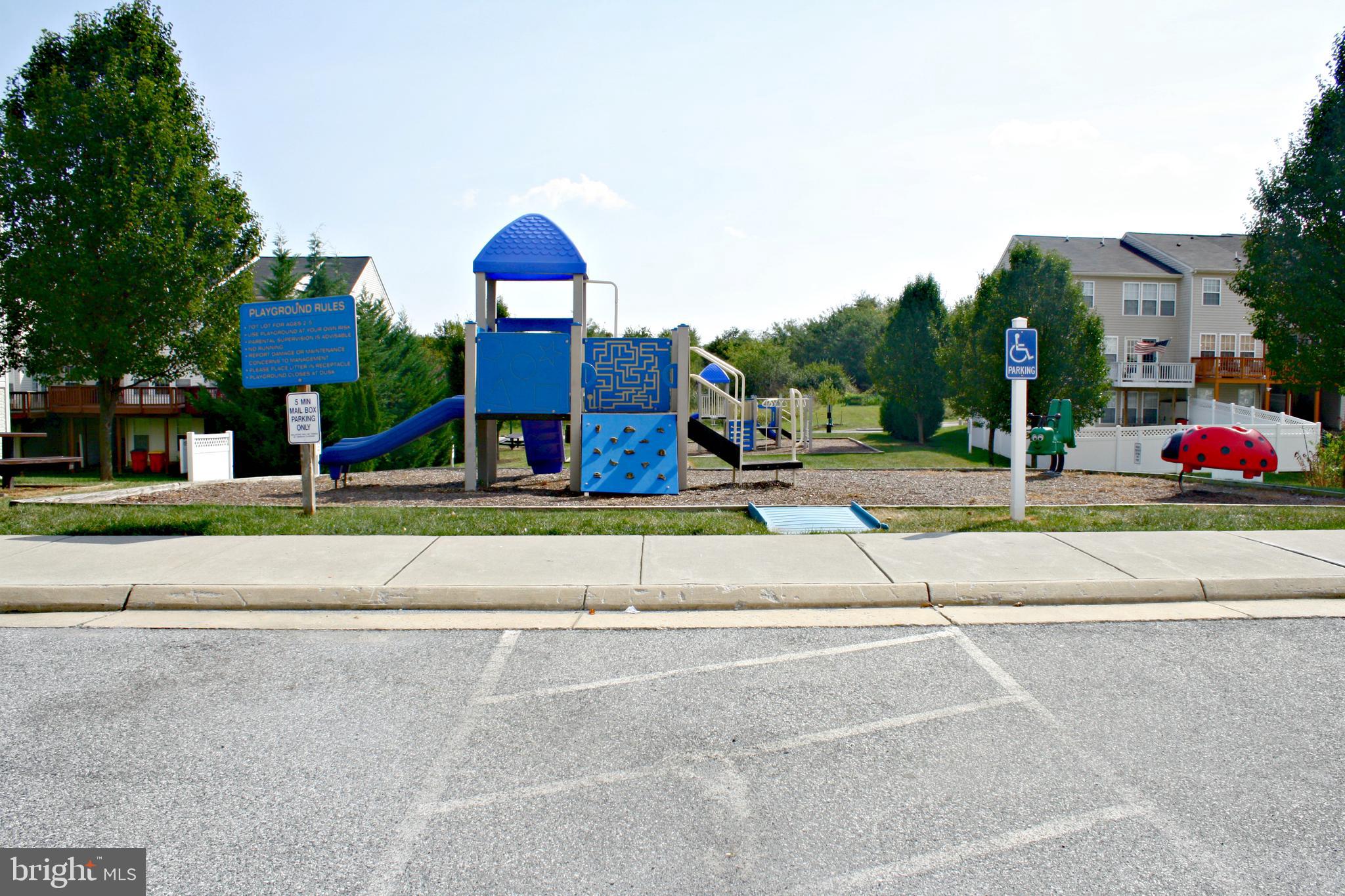 LAKELAND PLACE - Residential