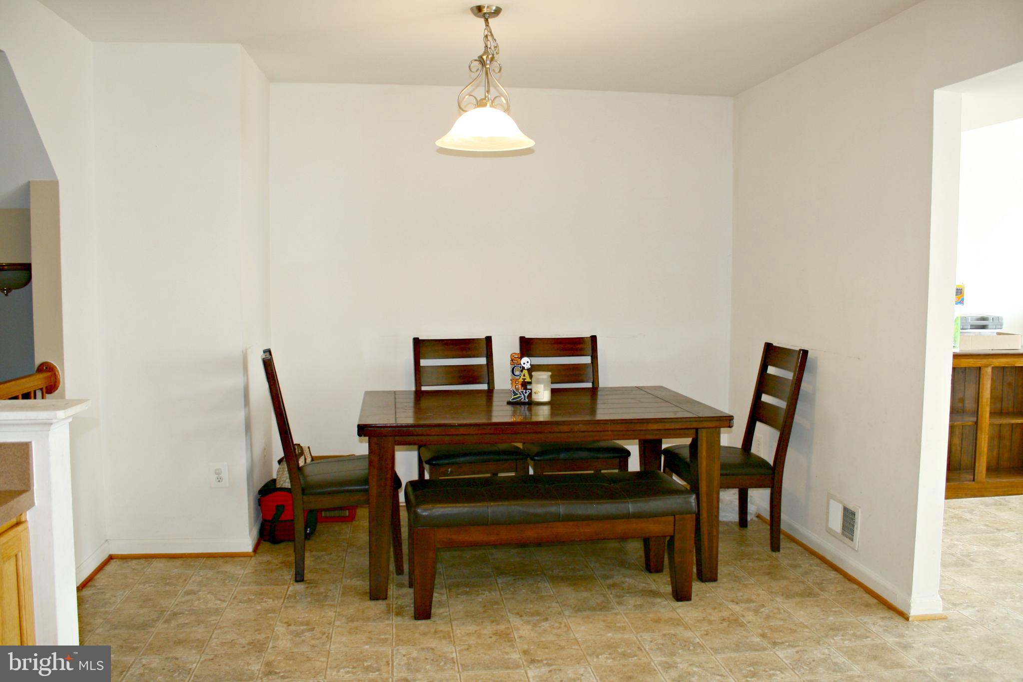 LAKELAND PLACE - Residential