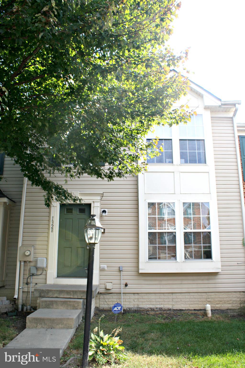 LAKELAND PLACE - Residential