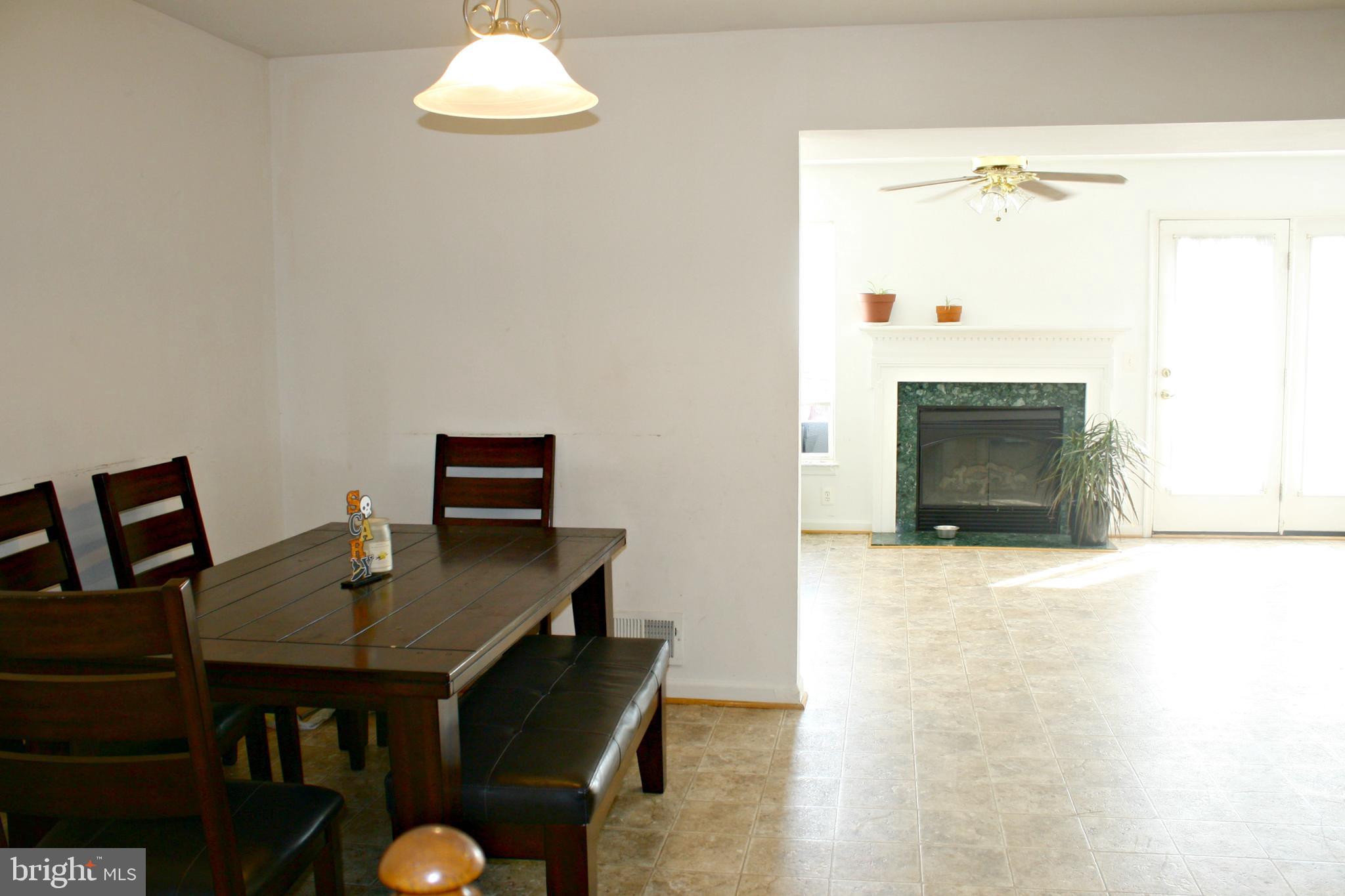 LAKELAND PLACE - Residential