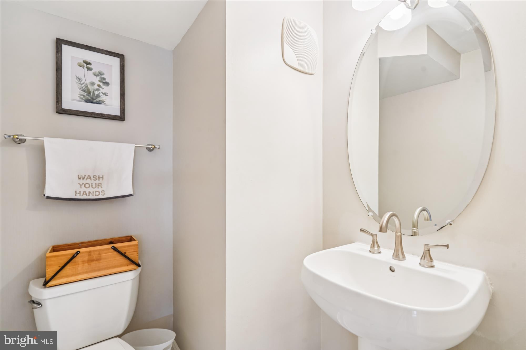 GROVETON WOODS - Residential