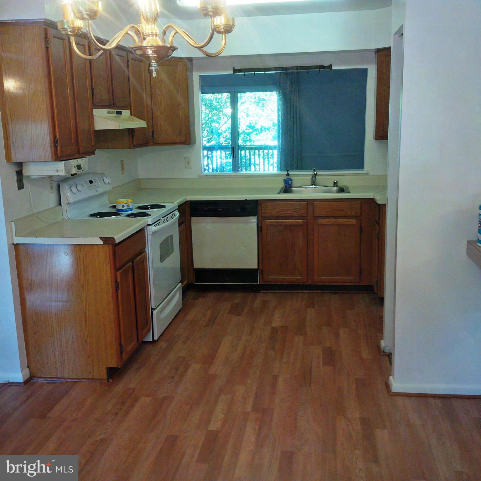 CHURCHILL TOWN SECTOR - Residential Lease