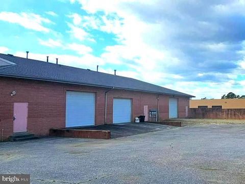 Photo of 431 Commerce Lane #B, WEST BERLIN, NJ 08091 (MLS # NJCD2108716)