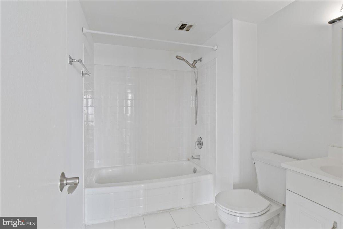 ALEXANDRIA - Residential Lease