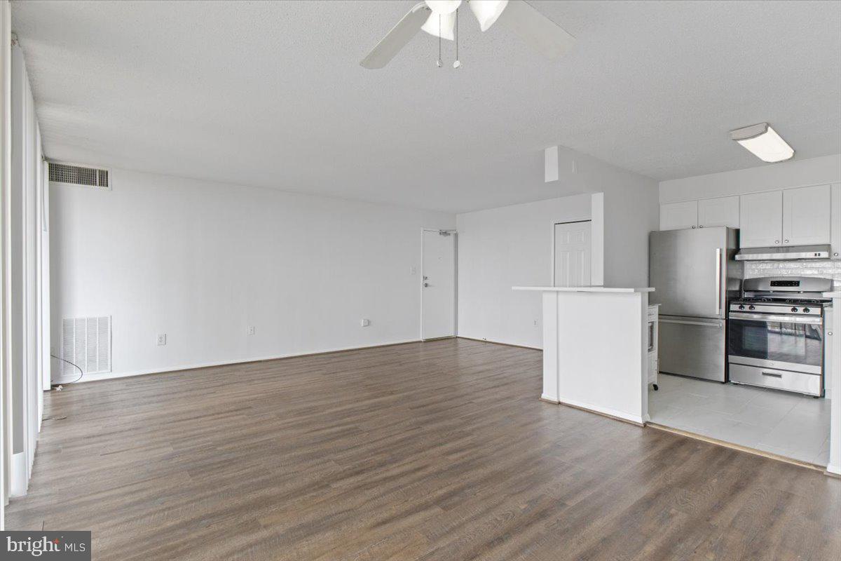 ALEXANDRIA - Residential Lease