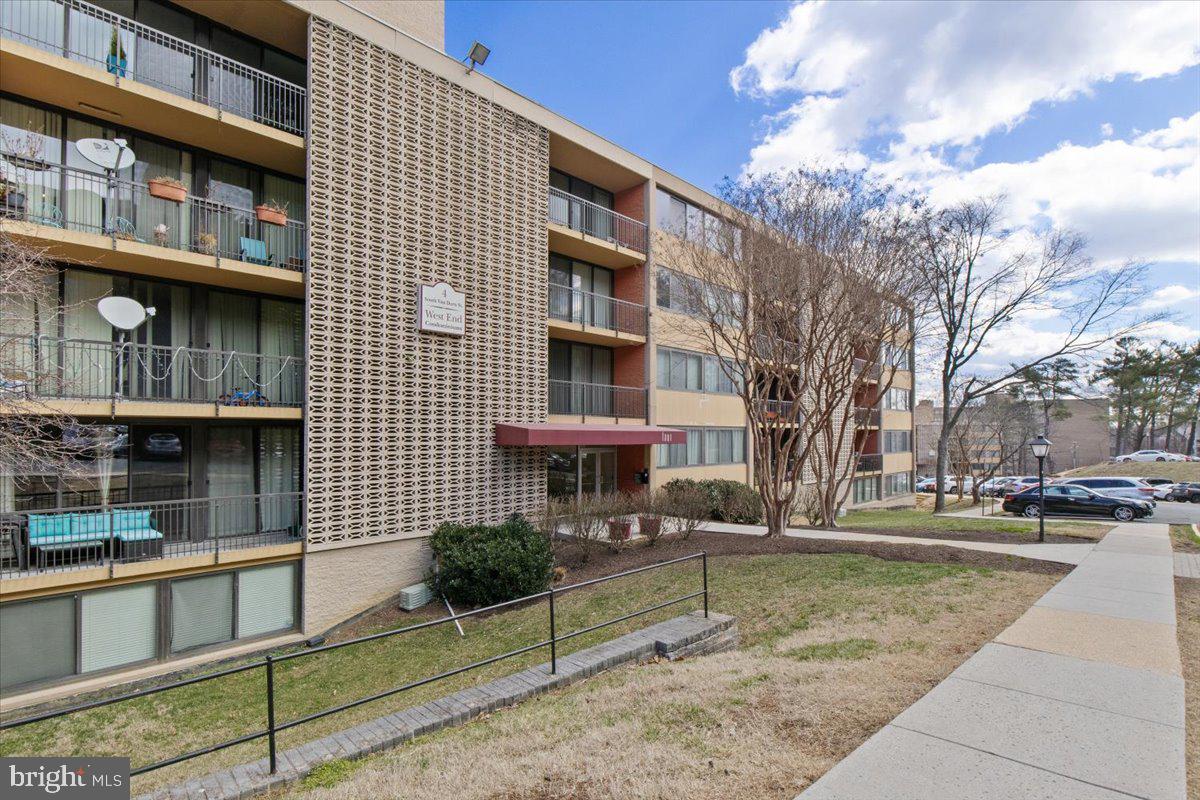 ALEXANDRIA - Residential Lease