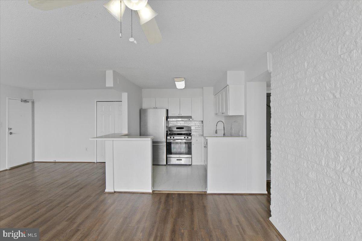 ALEXANDRIA - Residential Lease