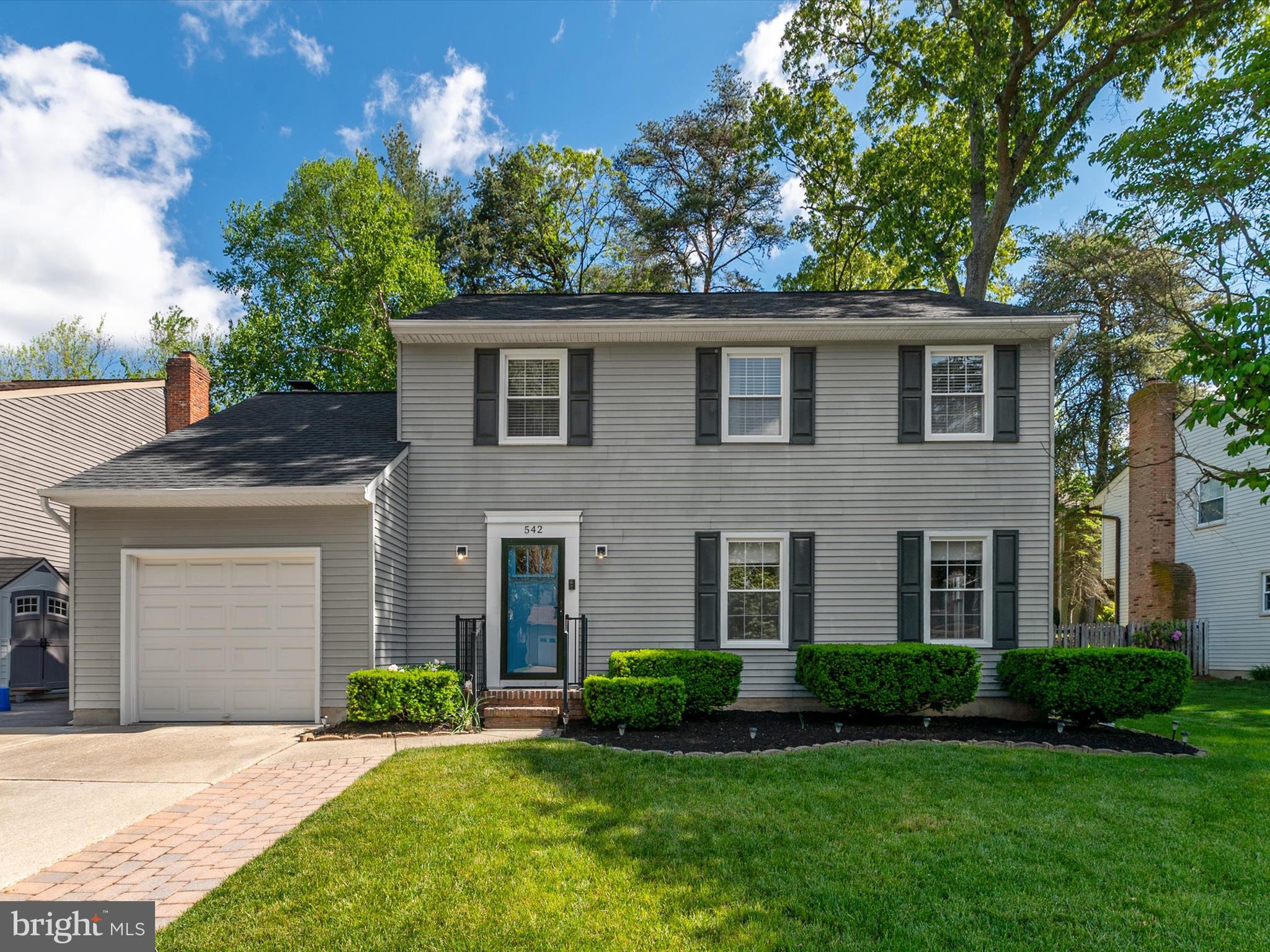 542 BENFOREST DRIVE