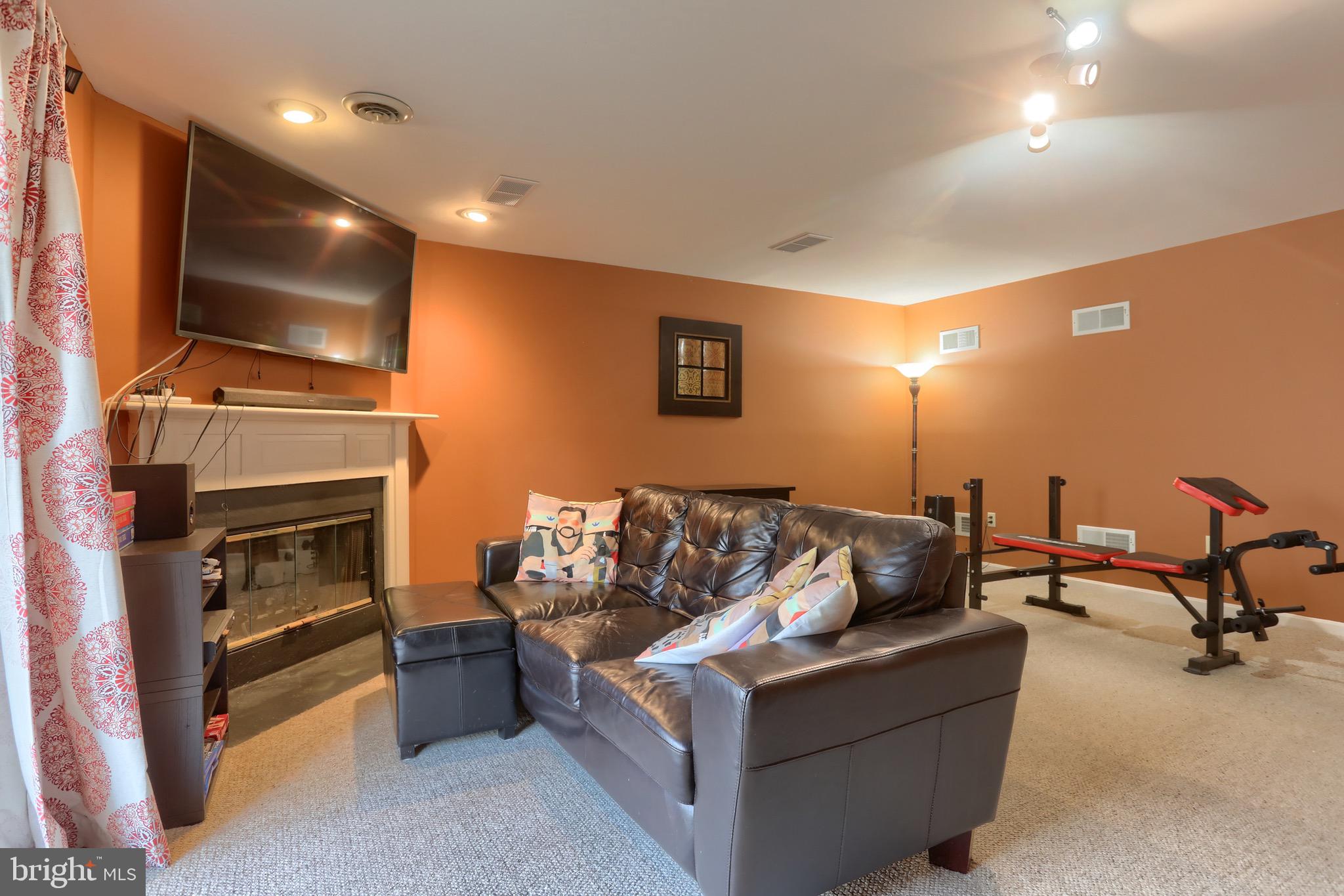 SOUTHPOINT OF HERSHEY - Residential