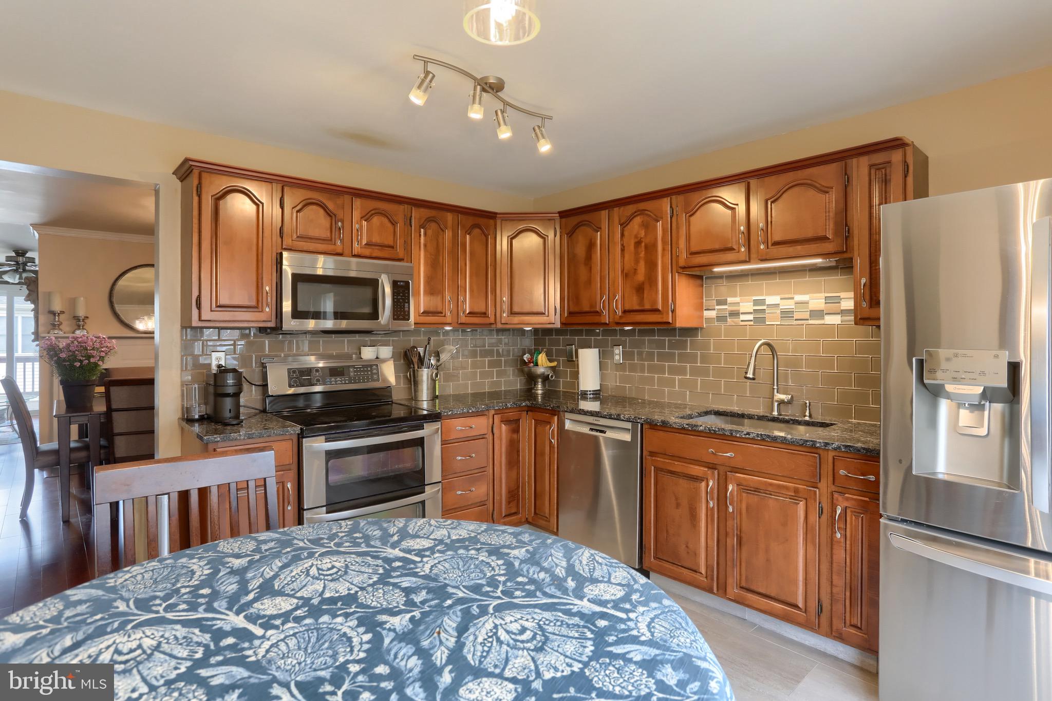 SOUTHPOINT OF HERSHEY - Residential