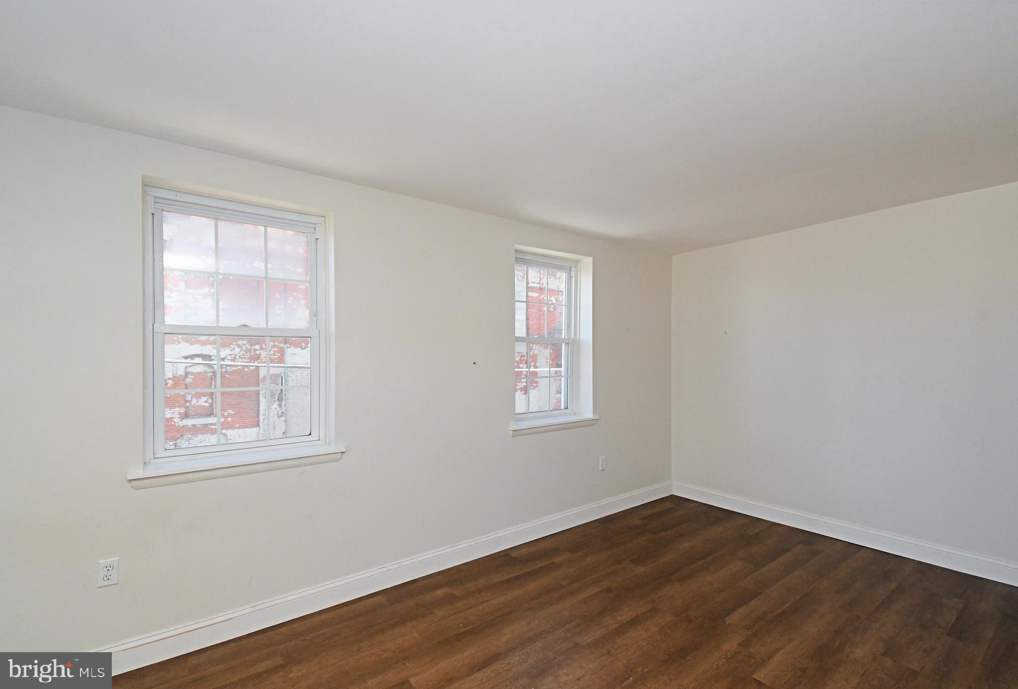 OLDE KENSINGTON - Residential Lease