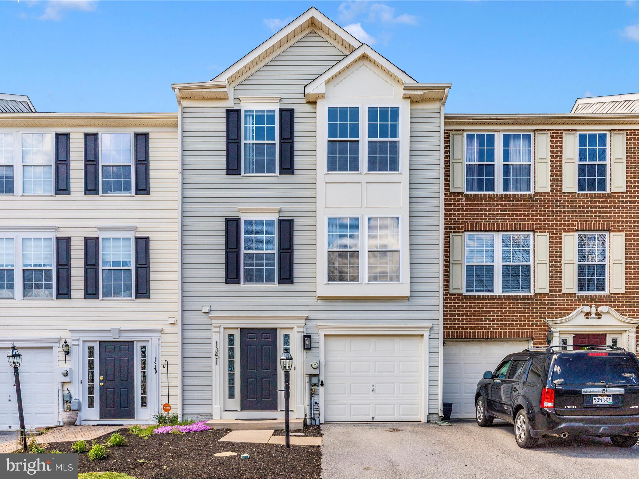 LAKELAND PLACE - Residential