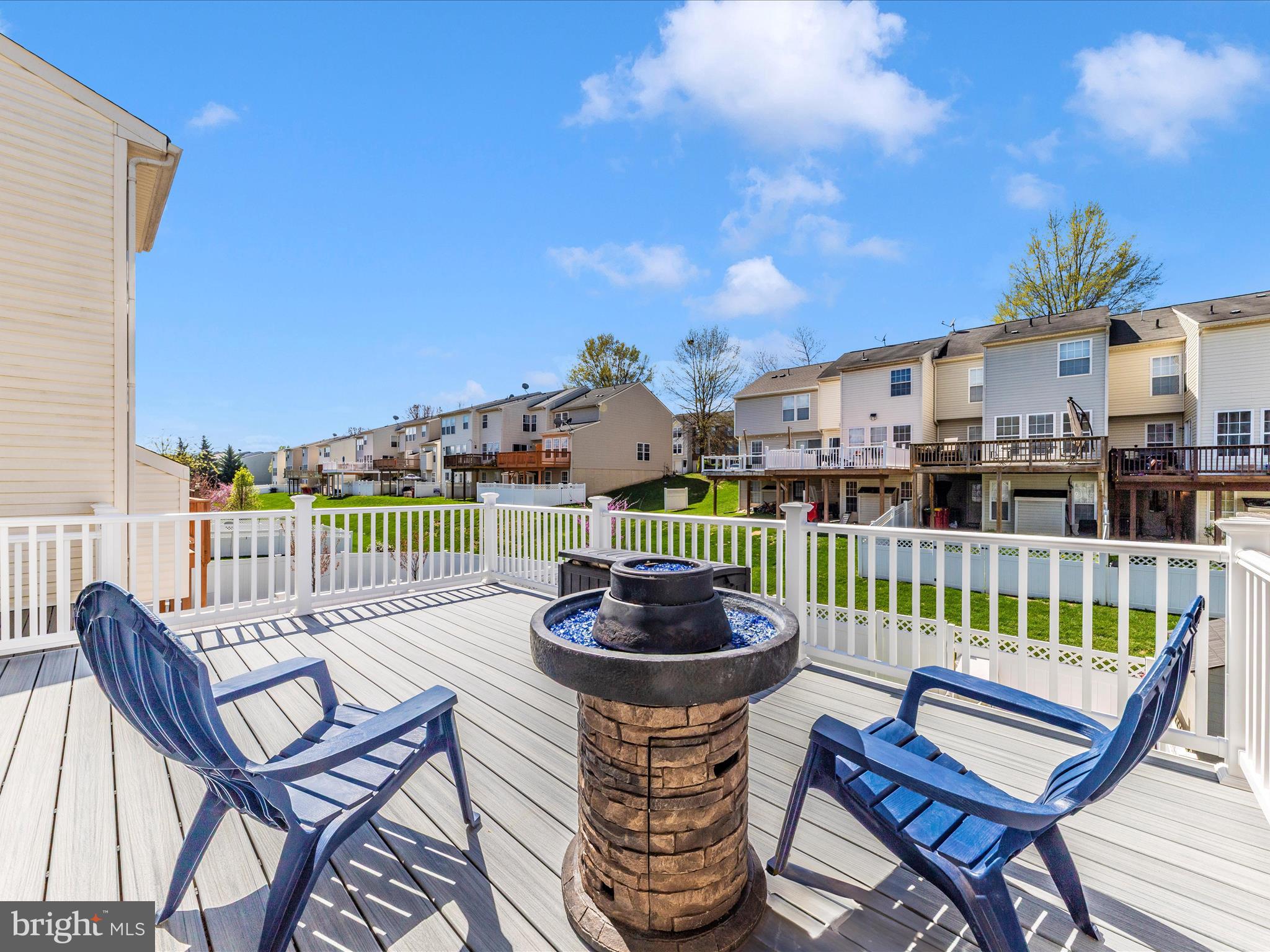 LAKELAND PLACE - Residential