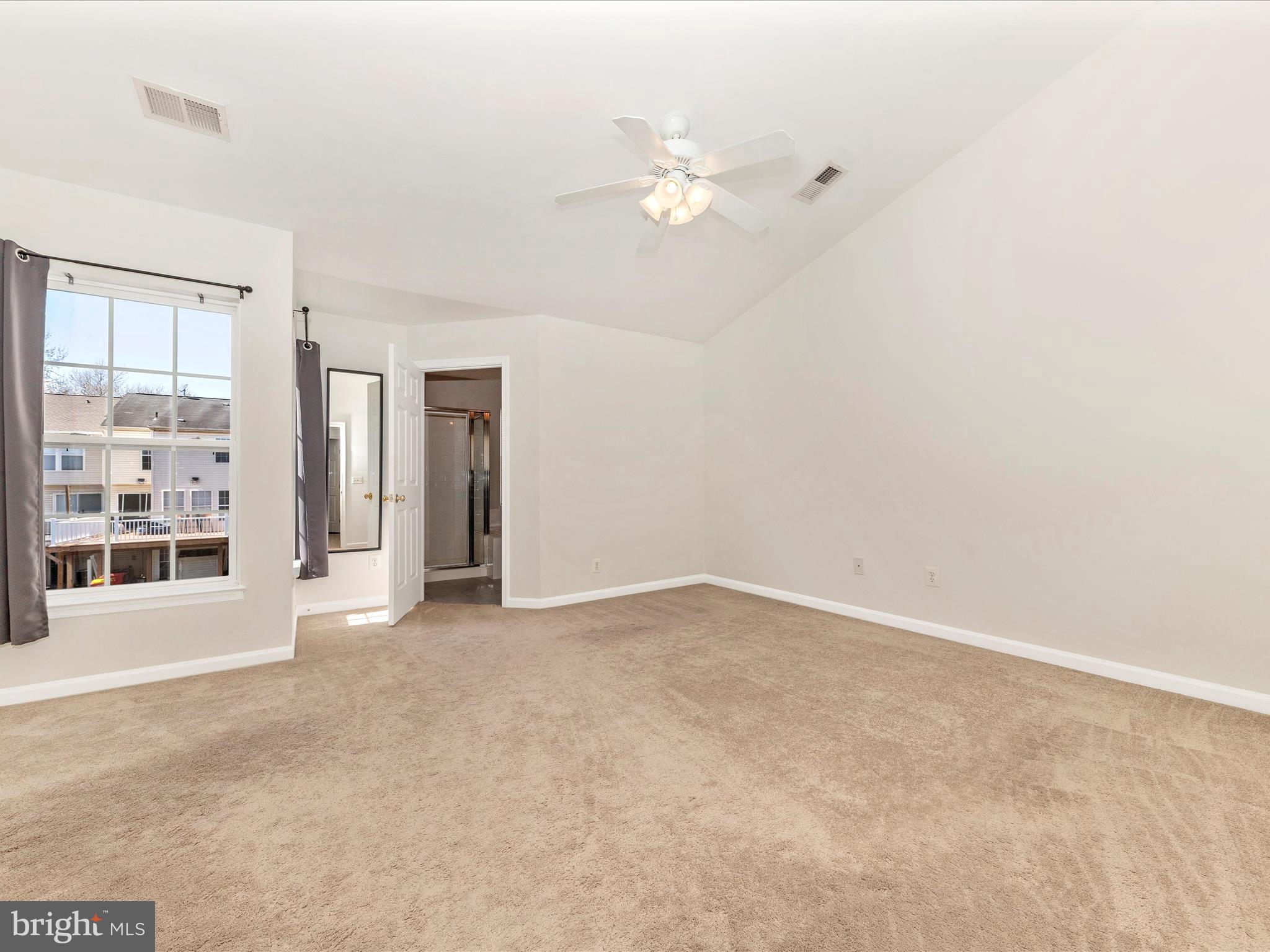 LAKELAND PLACE - Residential