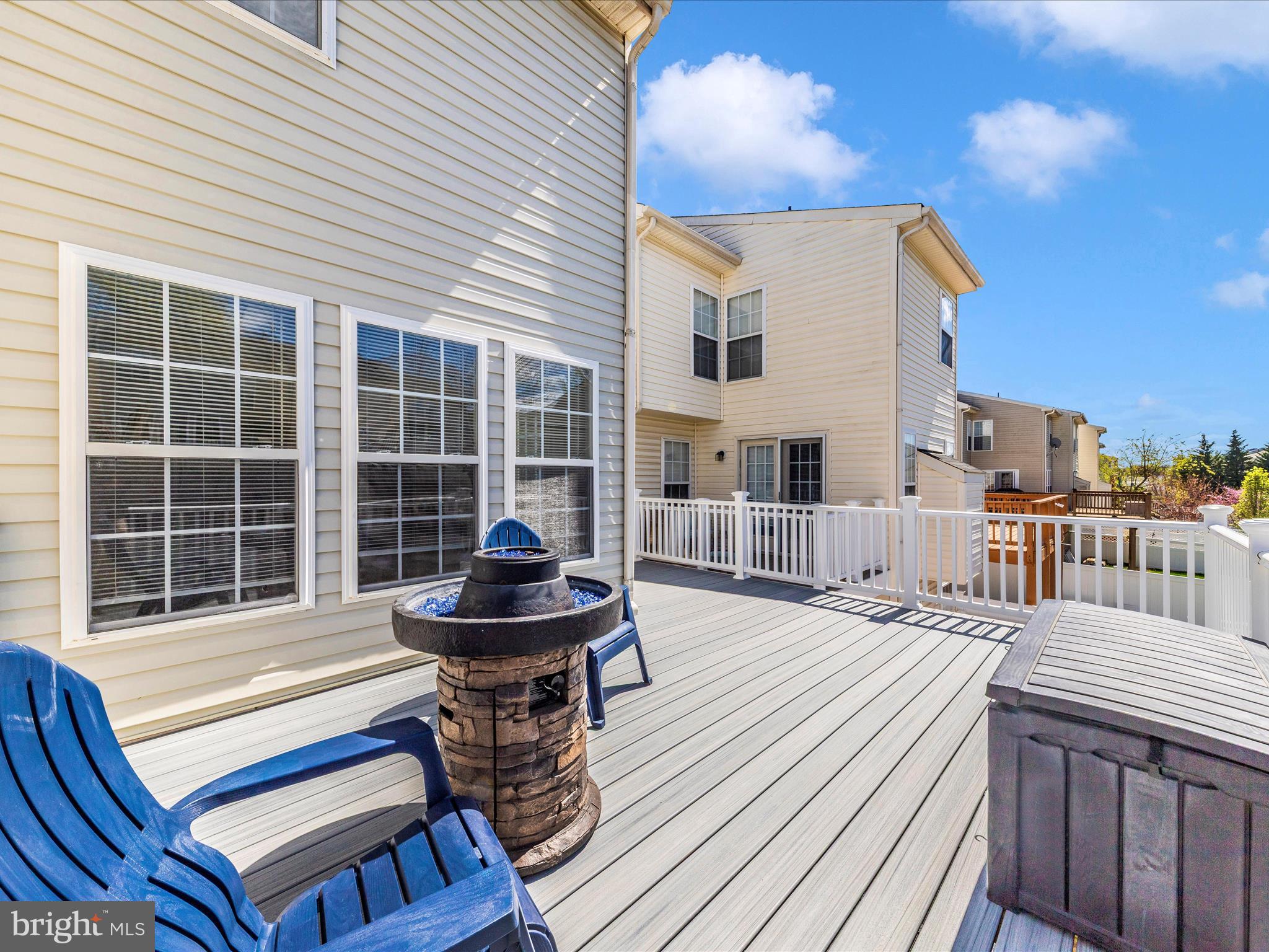 LAKELAND PLACE - Residential