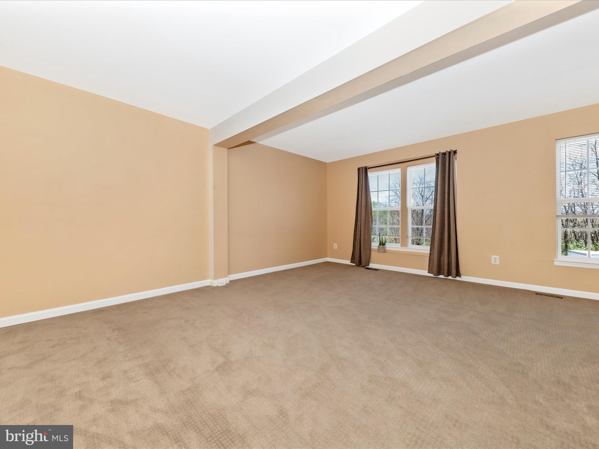 LAKELAND PLACE - Residential