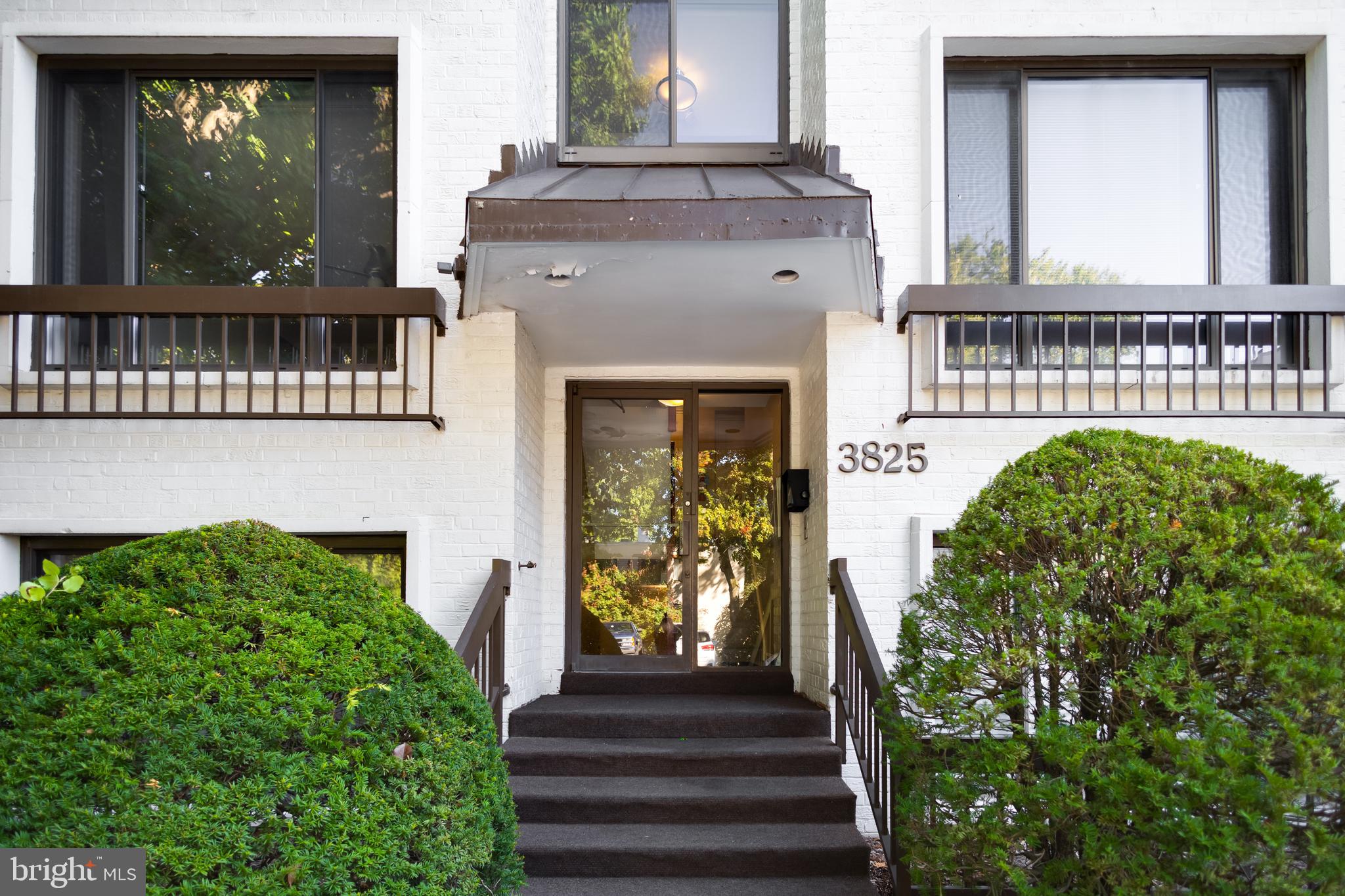 3825 DAVIS PLACE NW 103