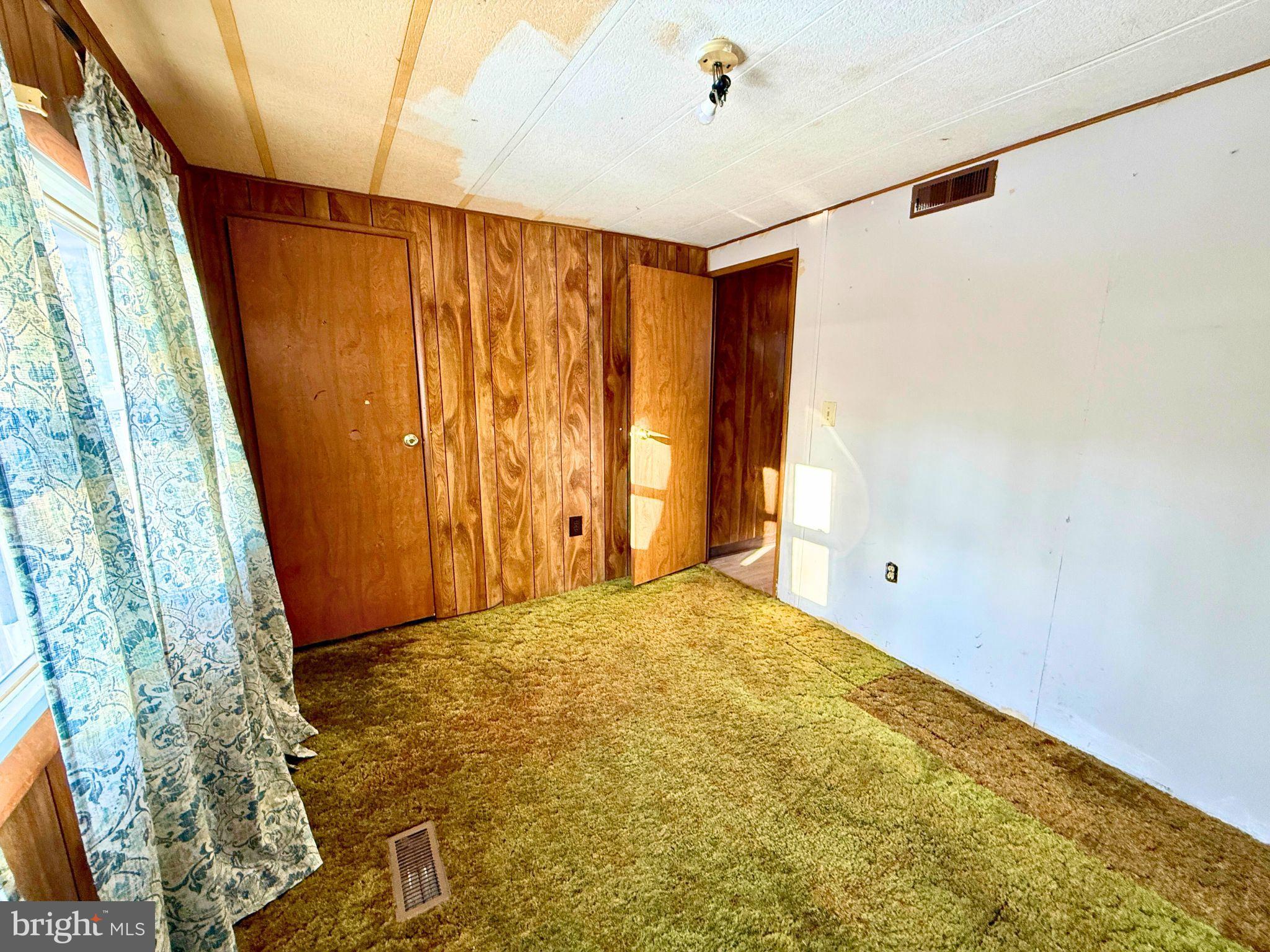 JACKSON ACRES - Residential