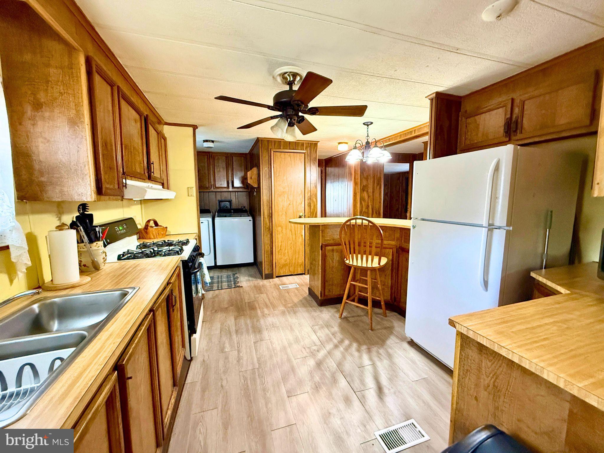 JACKSON ACRES - Residential