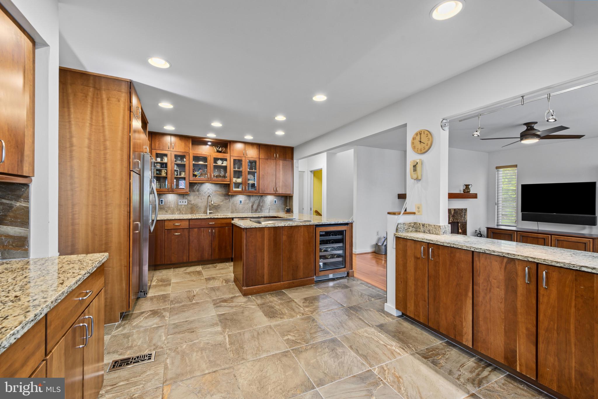 HICKORY RIDGE - Residential