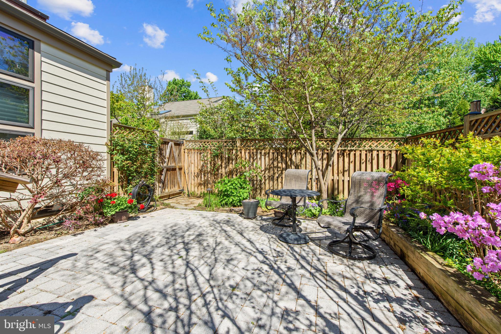 HICKORY RIDGE - Residential