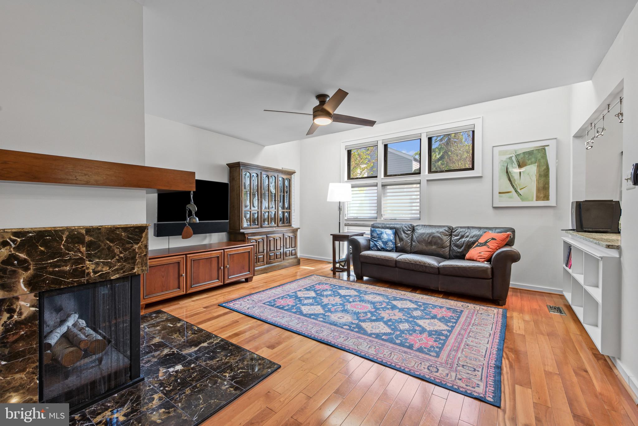 HICKORY RIDGE - Residential