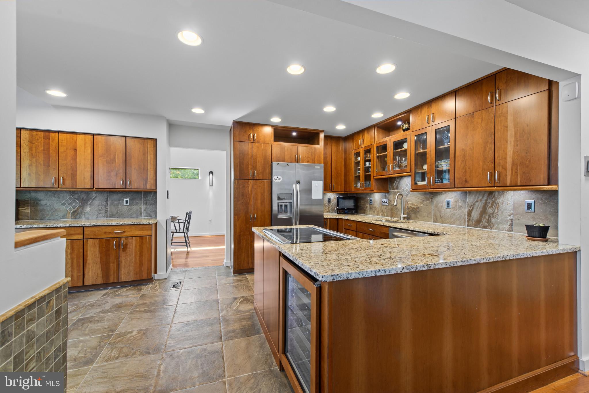 HICKORY RIDGE - Residential