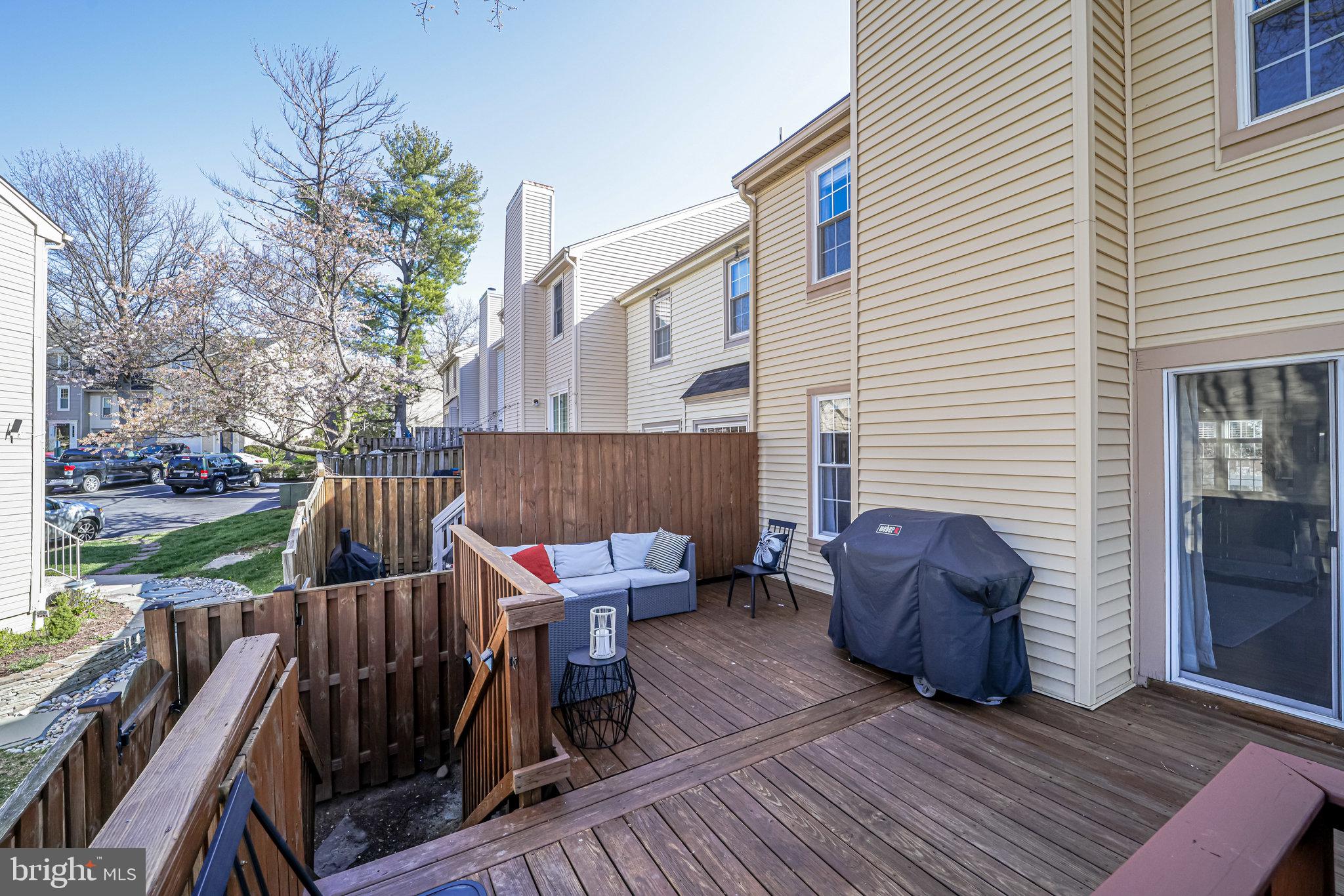 CAMERON KNOLLS - Residential