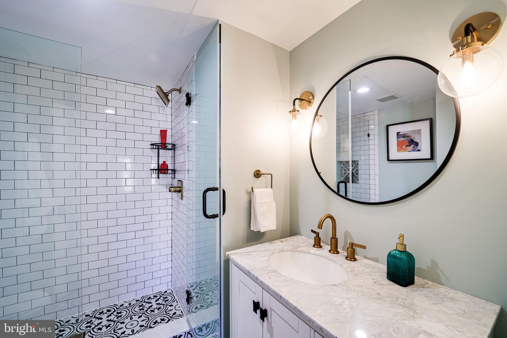 CAMERON KNOLLS - Residential