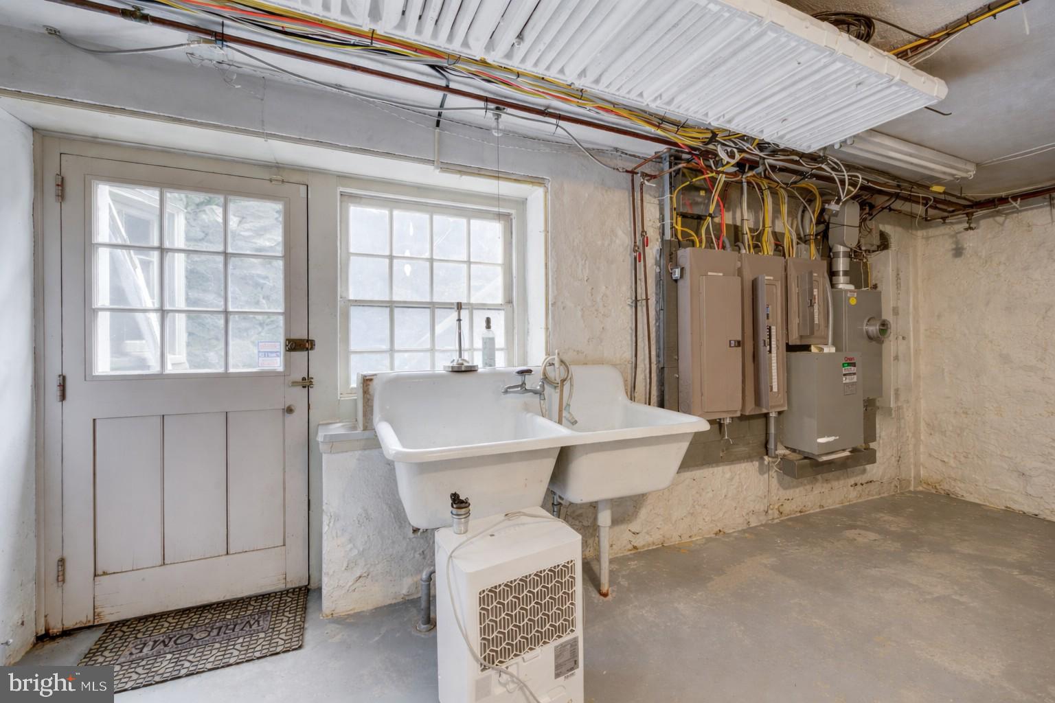 BRYN MAWR - Residential