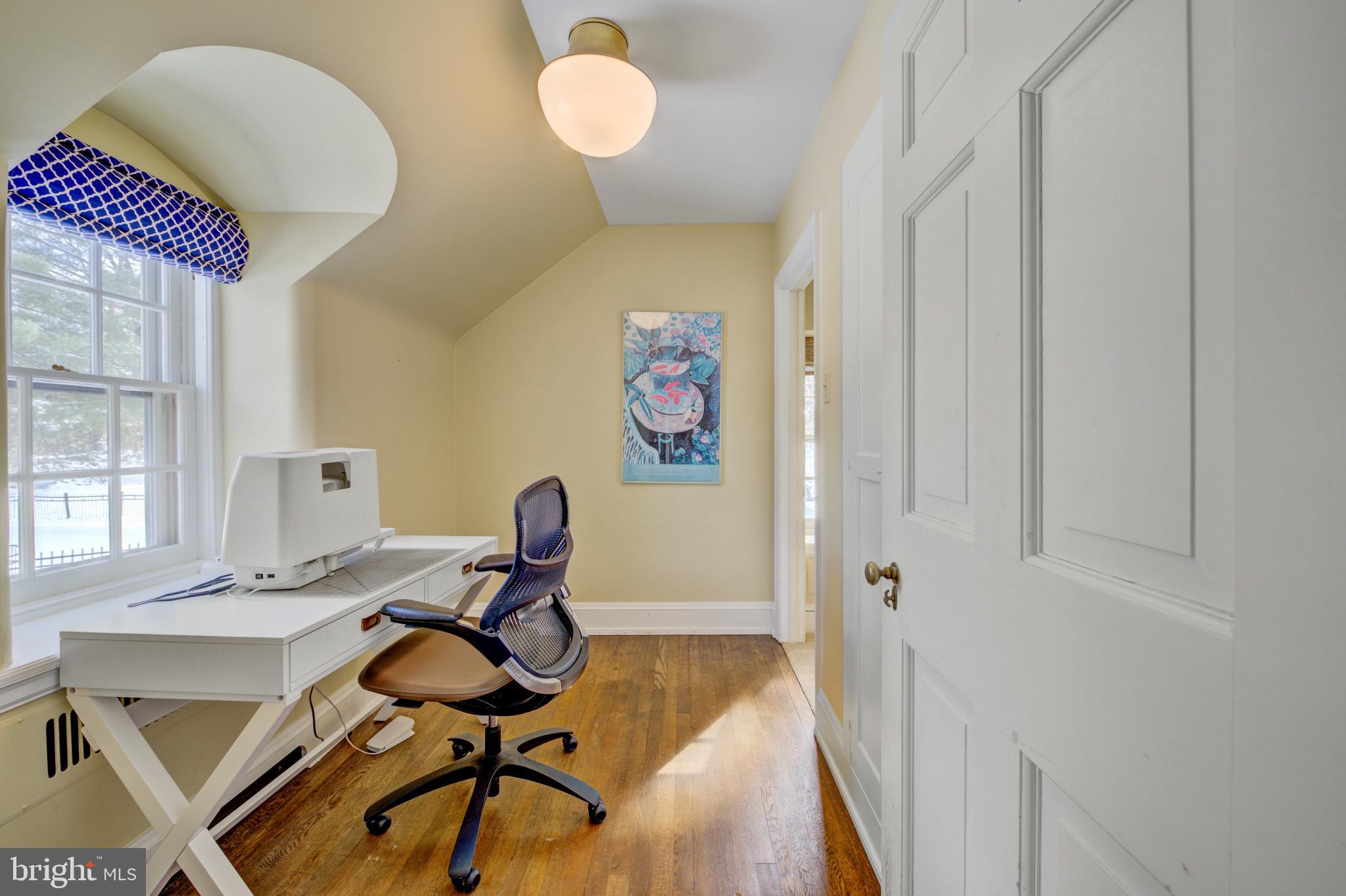 BRYN MAWR - Residential