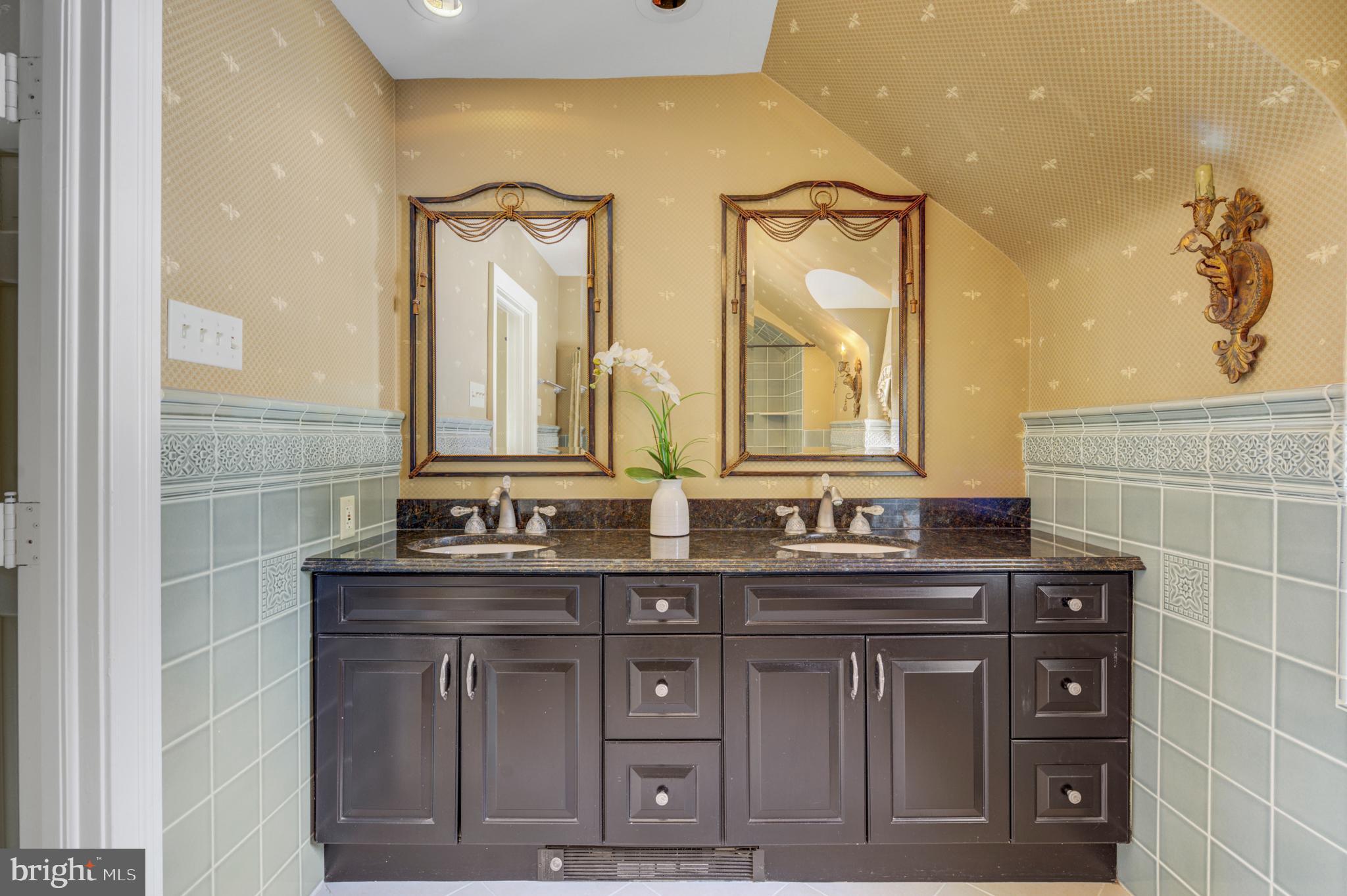 BRYN MAWR - Residential