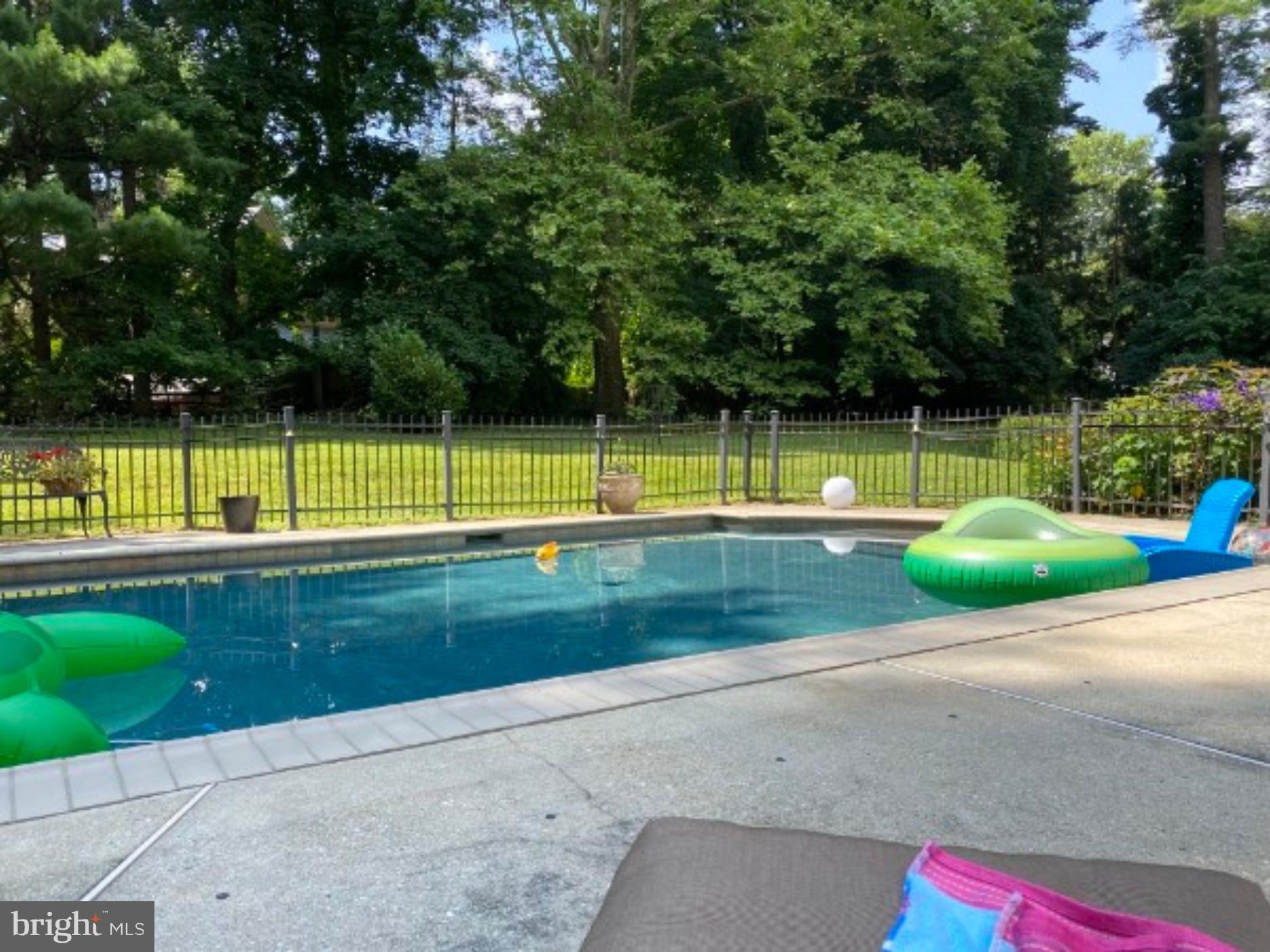 BRYN MAWR - Residential