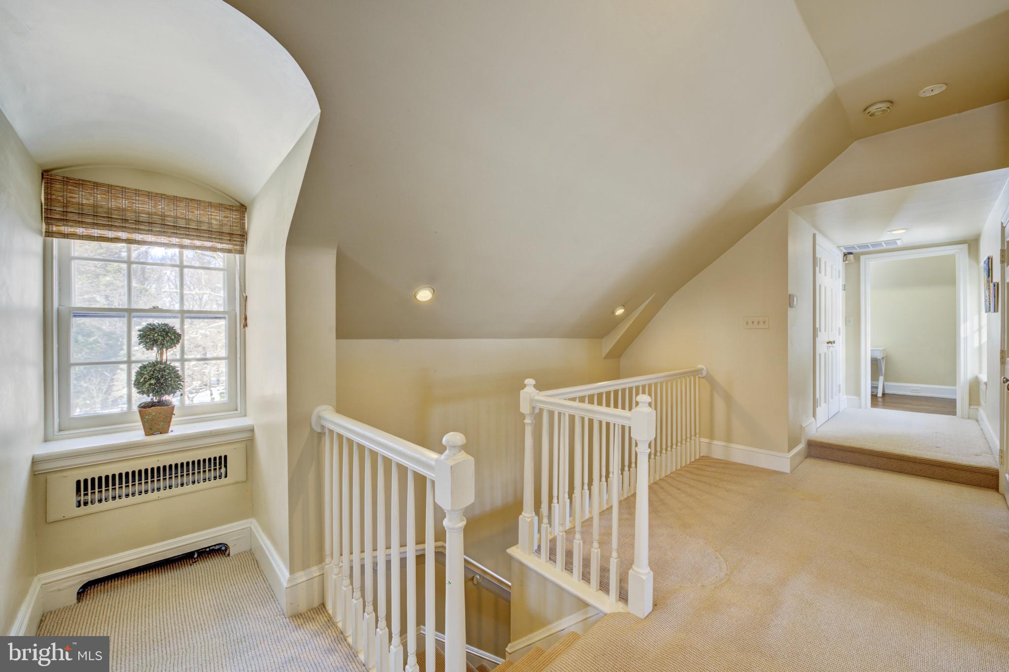 BRYN MAWR - Residential