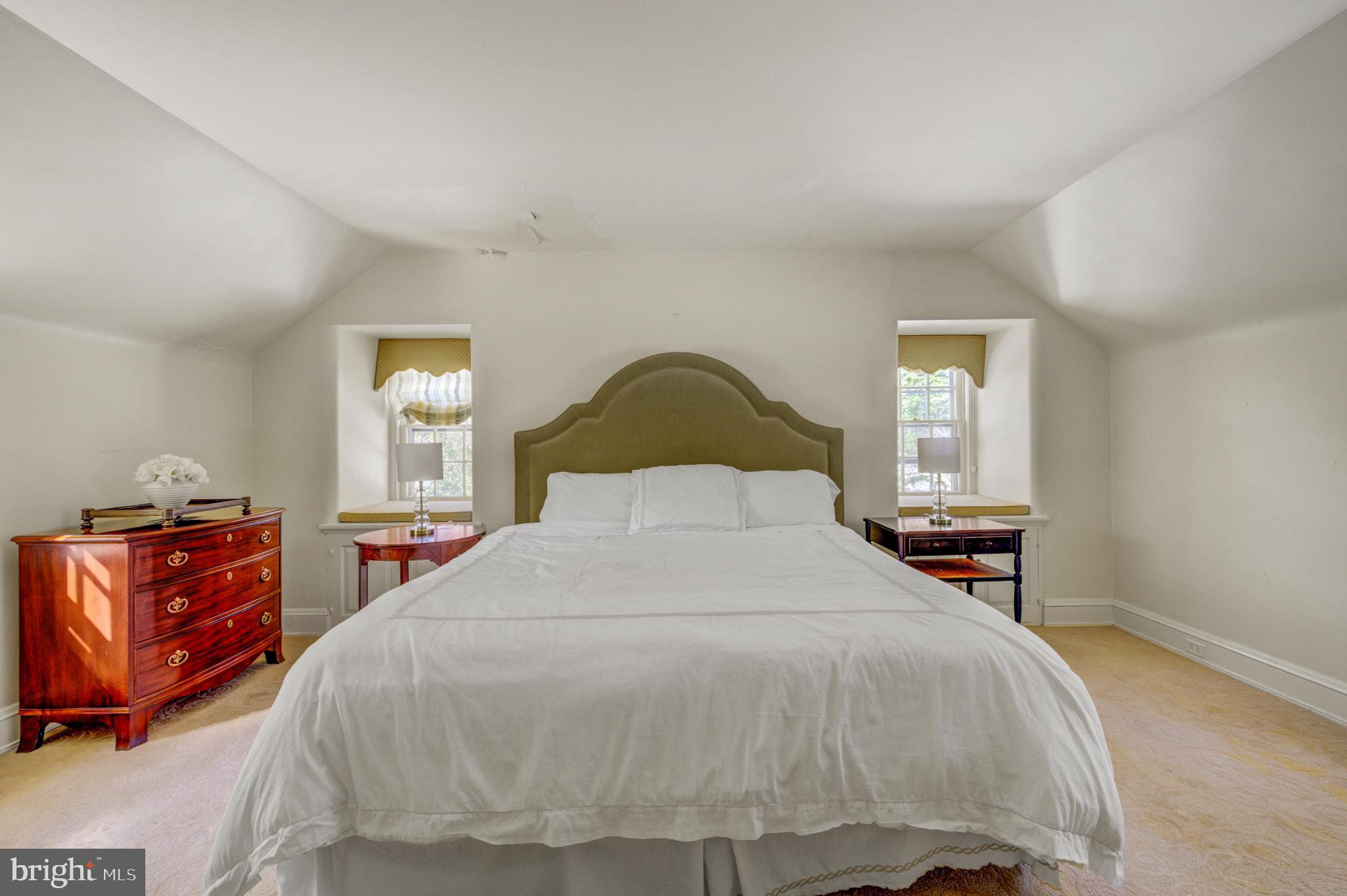 BRYN MAWR - Residential