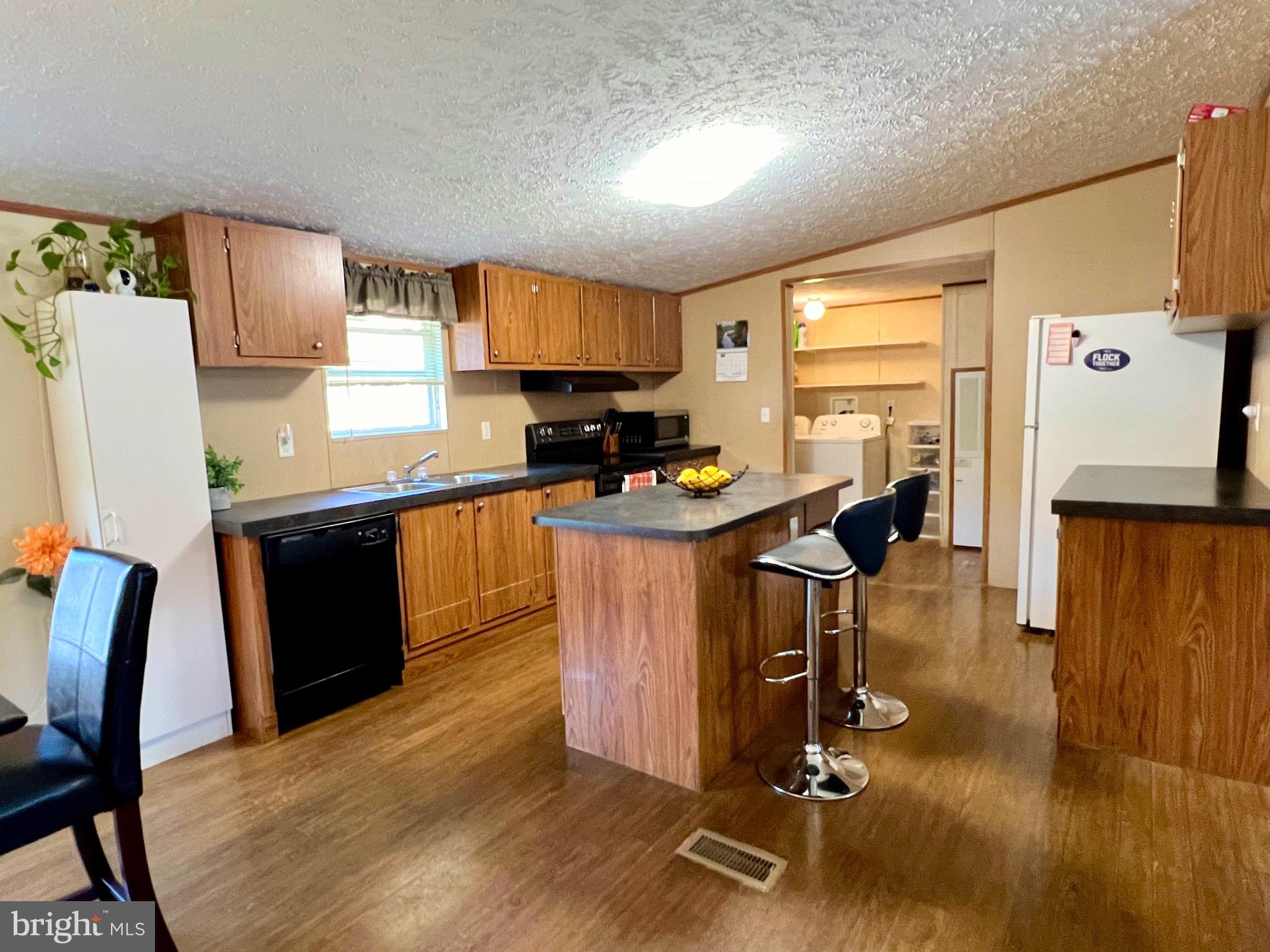 FOREST VIEW VILLAGE - Residential