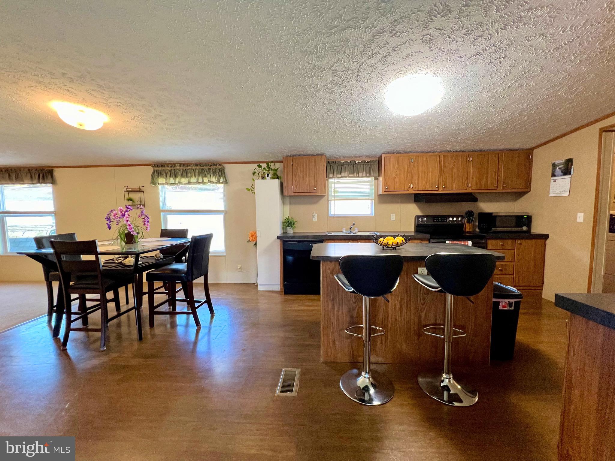 FOREST VIEW VILLAGE - Residential