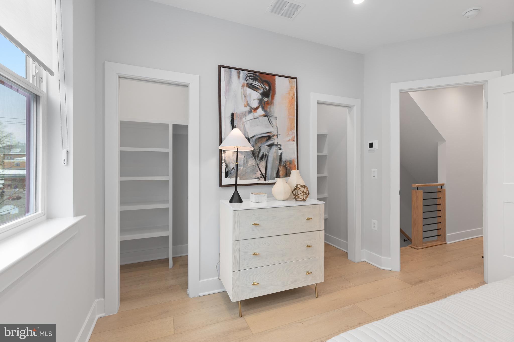 FALLS CHURCH CITY - Residential