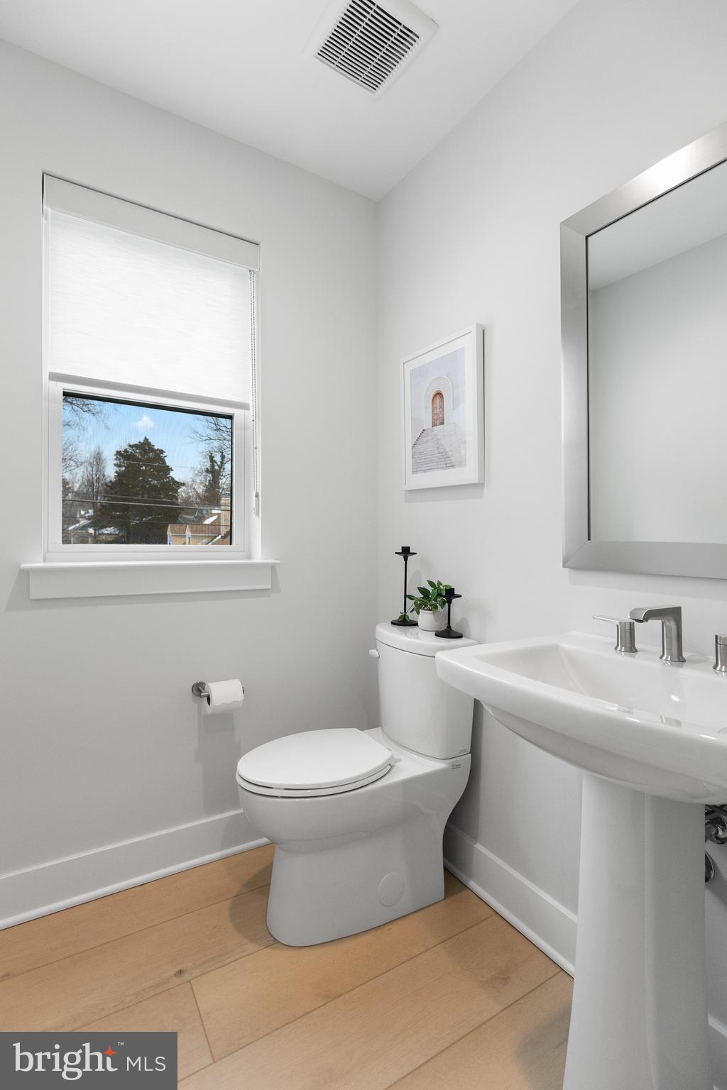 FALLS CHURCH CITY - Residential