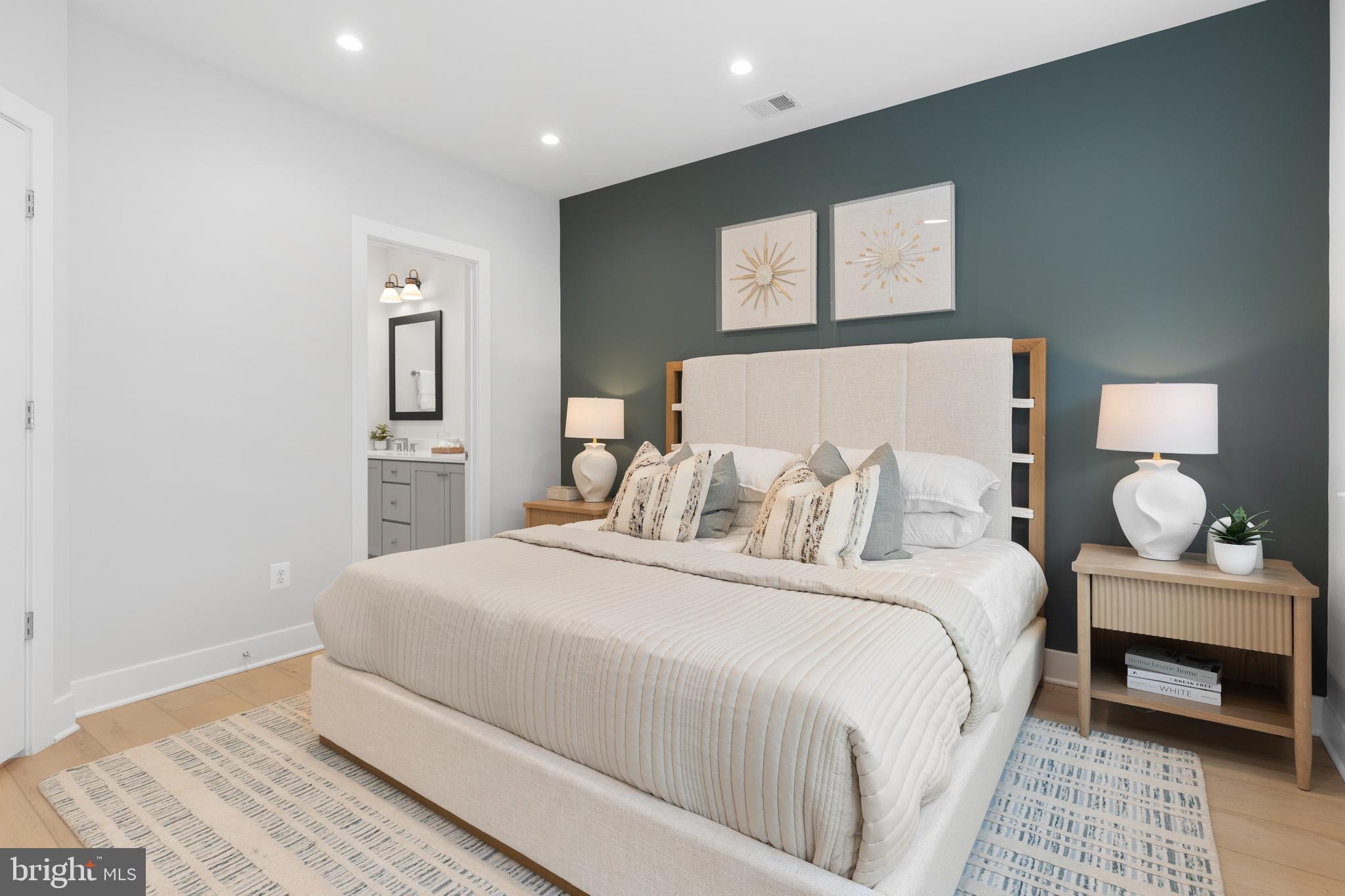 FALLS CHURCH CITY - Residential