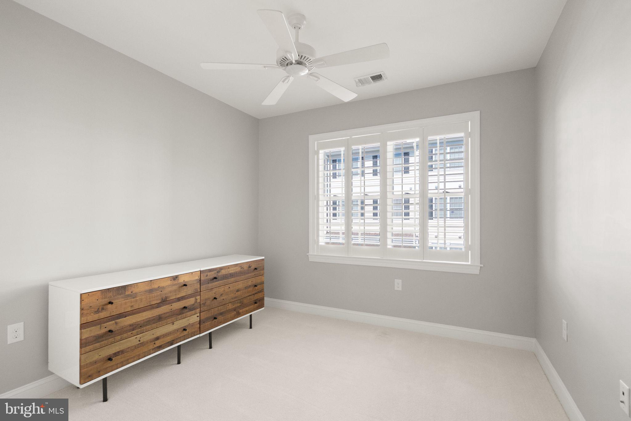 REGENCY AT DOMINION VALLEY - Residential