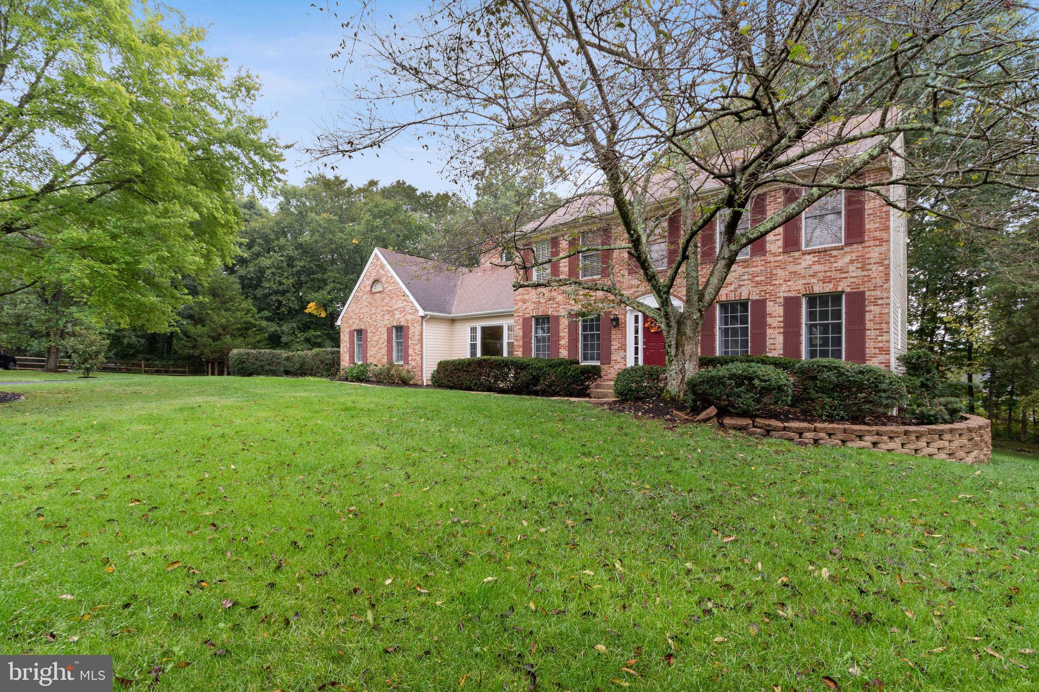 GATE POST ESTATES - Residential