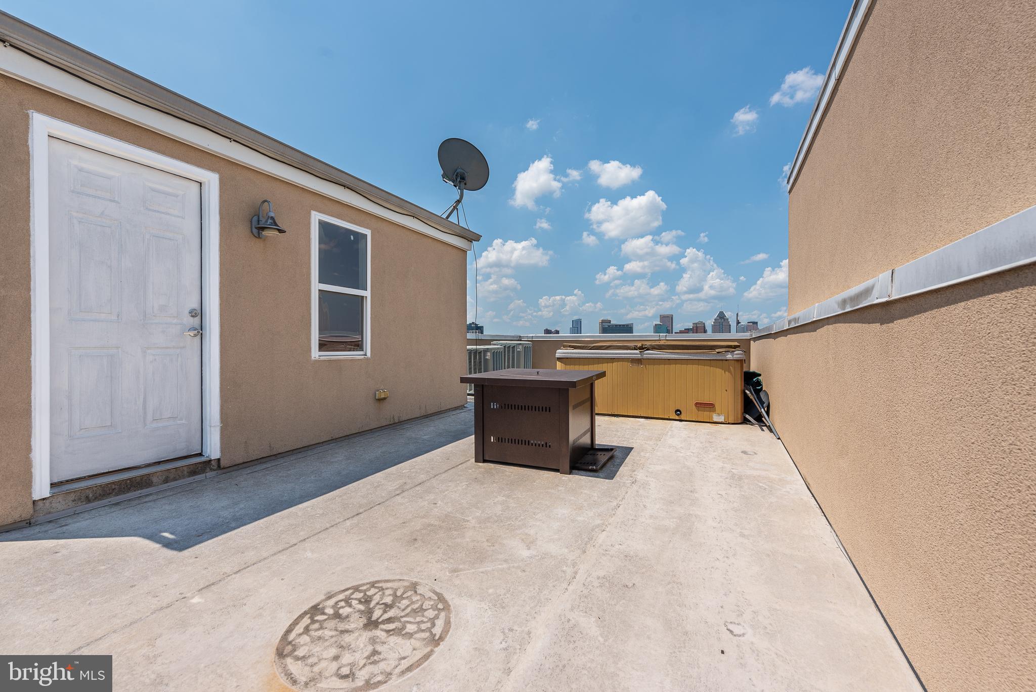 UPPER FELLS POINT - Residential